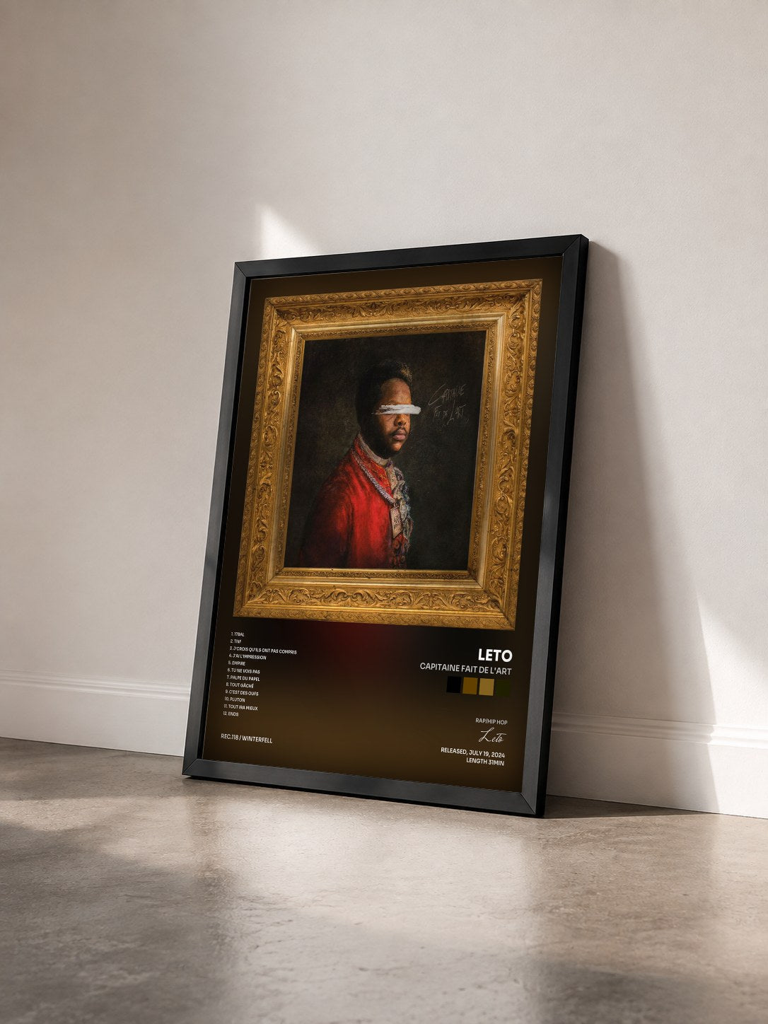 #noir Tableau de l'album Capitaine fait de l'art de Leto vu de trois quarts, cadre noir