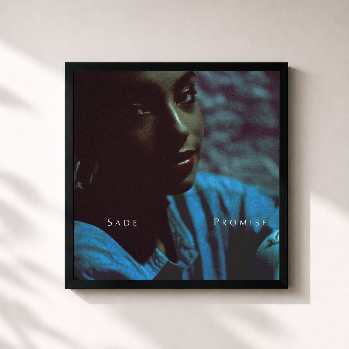 #noir Tableau carré de l'album Promise de Sade, cadre noir 32x32 cm