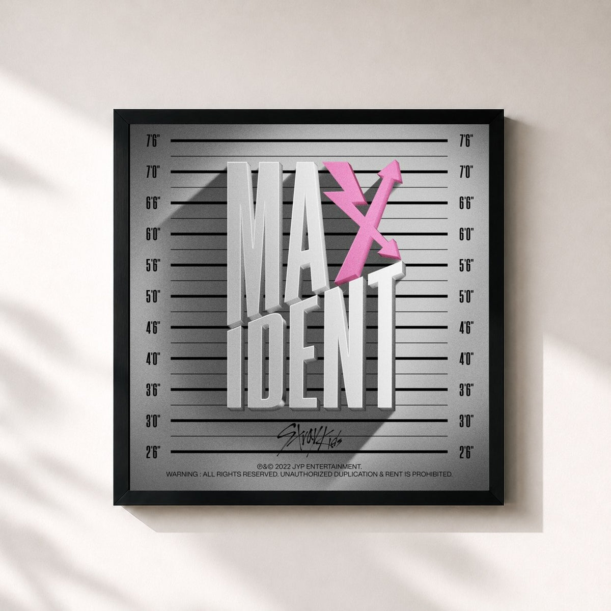 #noir Tableau carré de l'album MAXIDENT de Stray Kids, cadre noir 32x32 cm