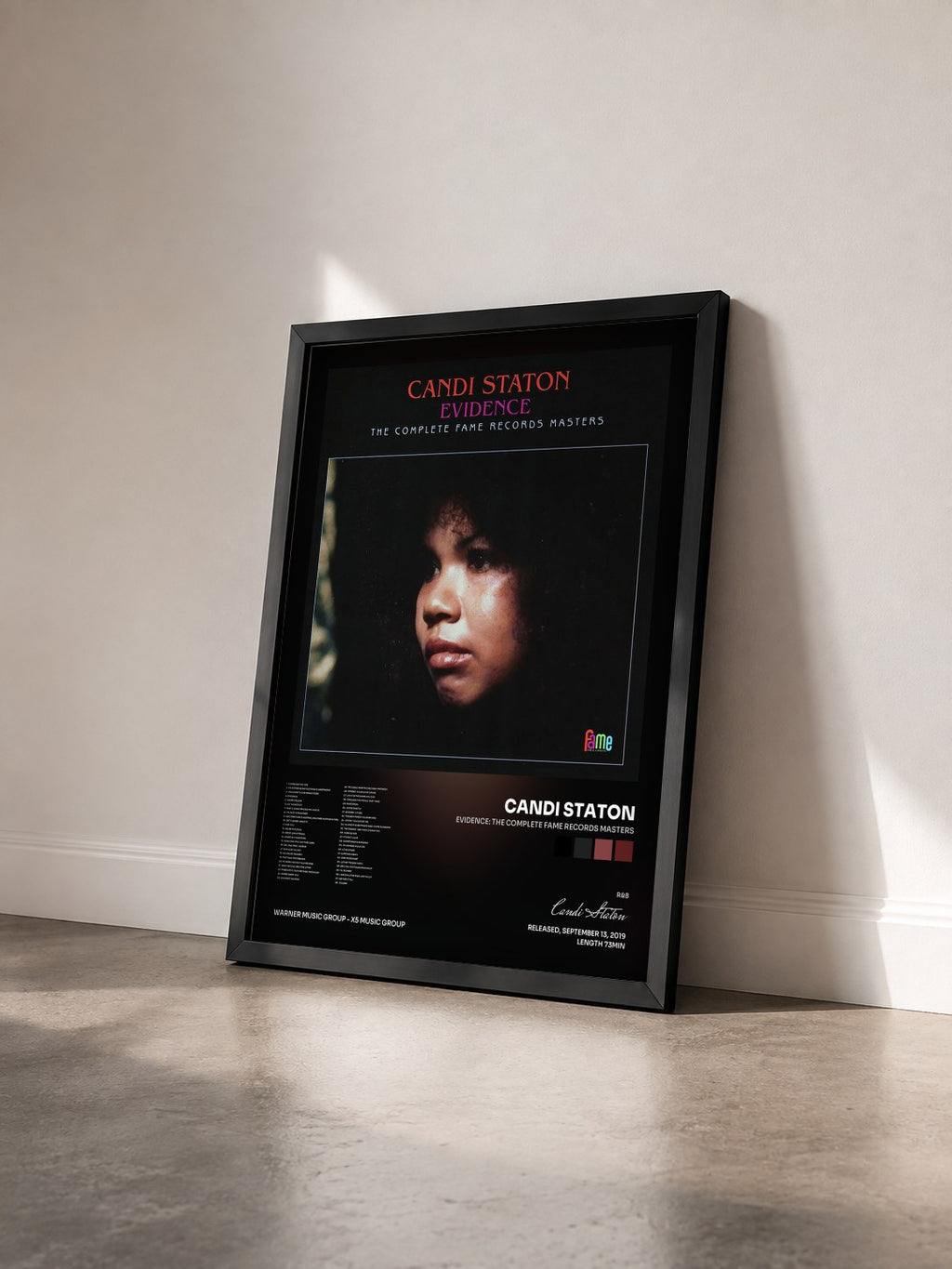 #noir Evidence: The Complete Fame Records Masters di Candi Staton in stampa incorniciata vista di tre quarti, cornice nera