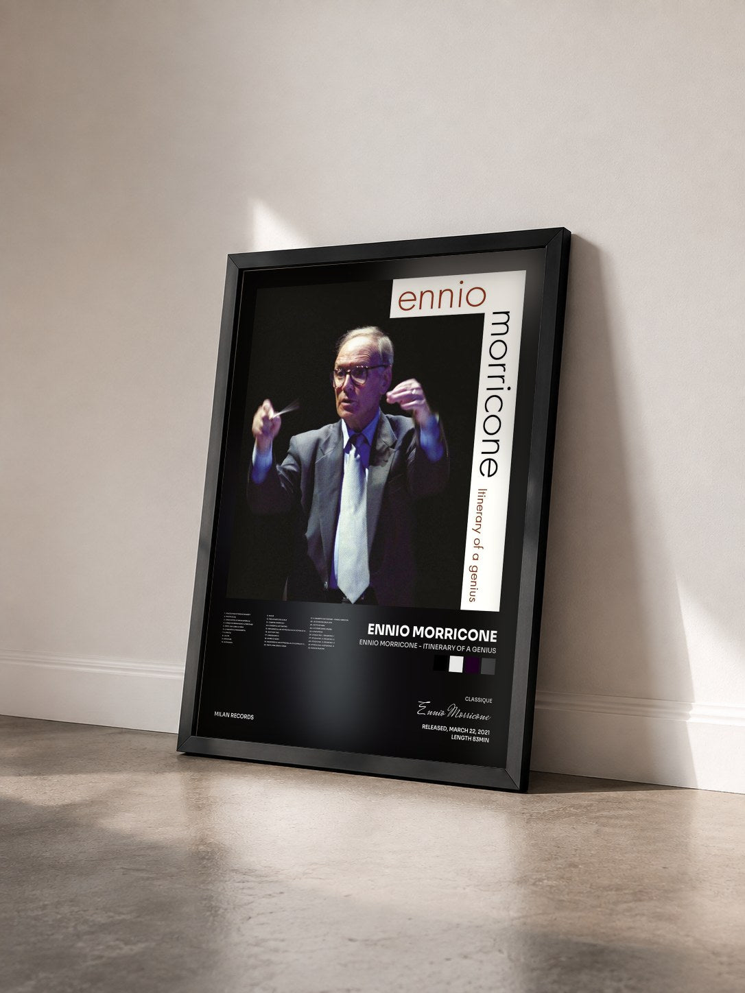 #noir Tableau de l'album Ennio Morricone - Itinerary of a Genius de Ennio Morricone vu de trois quarts, cadre noir