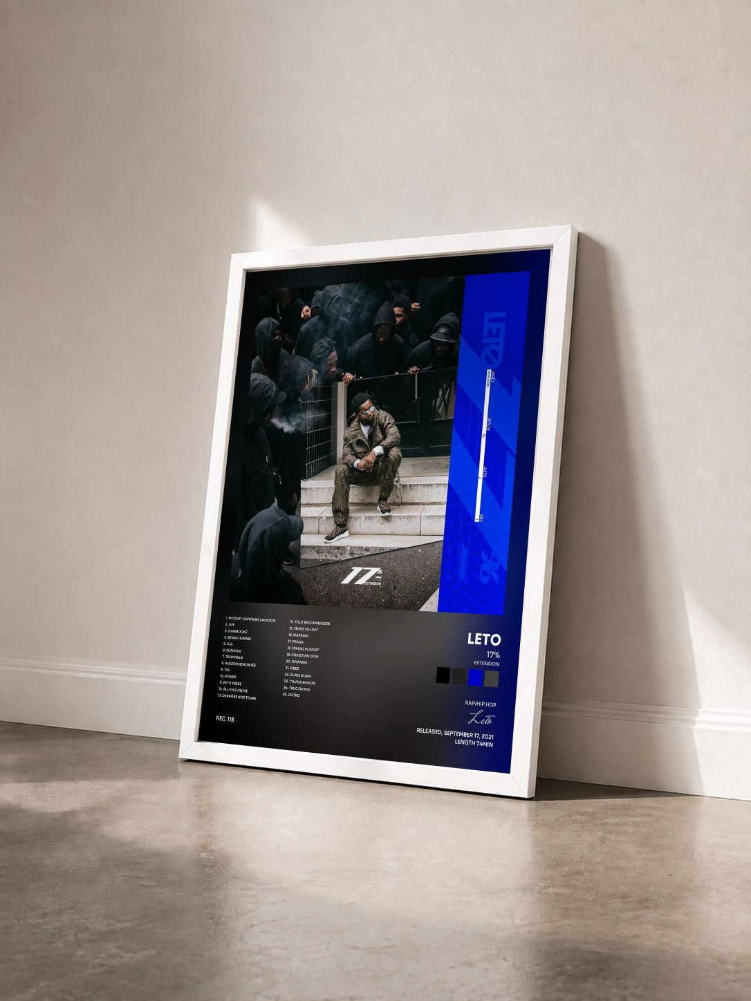 #blanc Tableau de l'album 17% (Extension) de Leto vu de trois quarts, cadre blanc