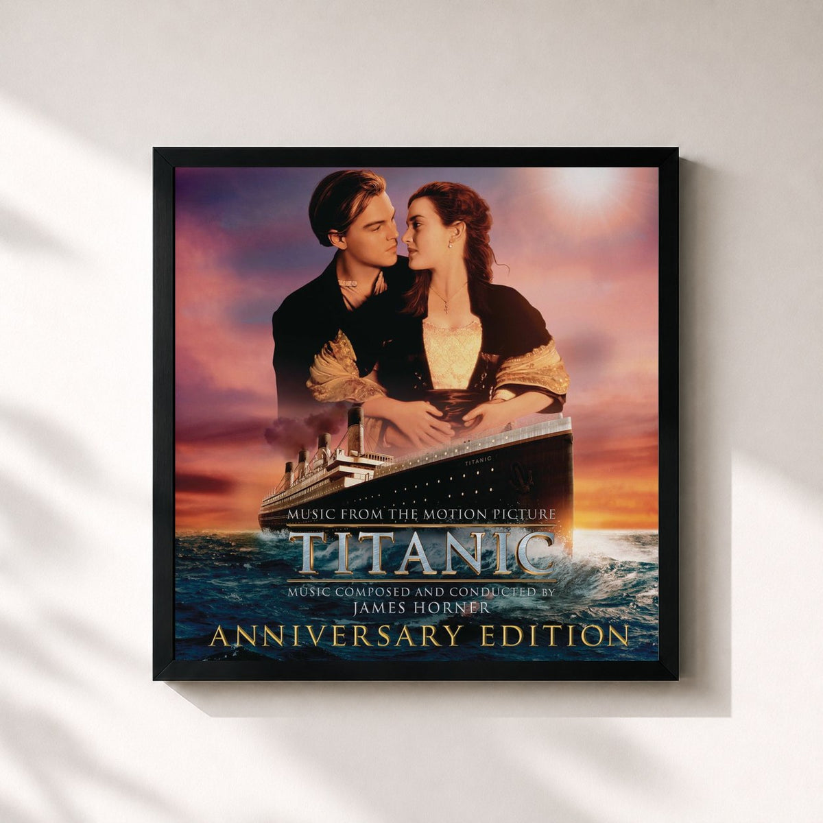 #noir Tableau carré de l'album Titanic: Original Motion Picture Soundtrack - Anniversary Edition de James Horner, cadre noir 32x32 cm
