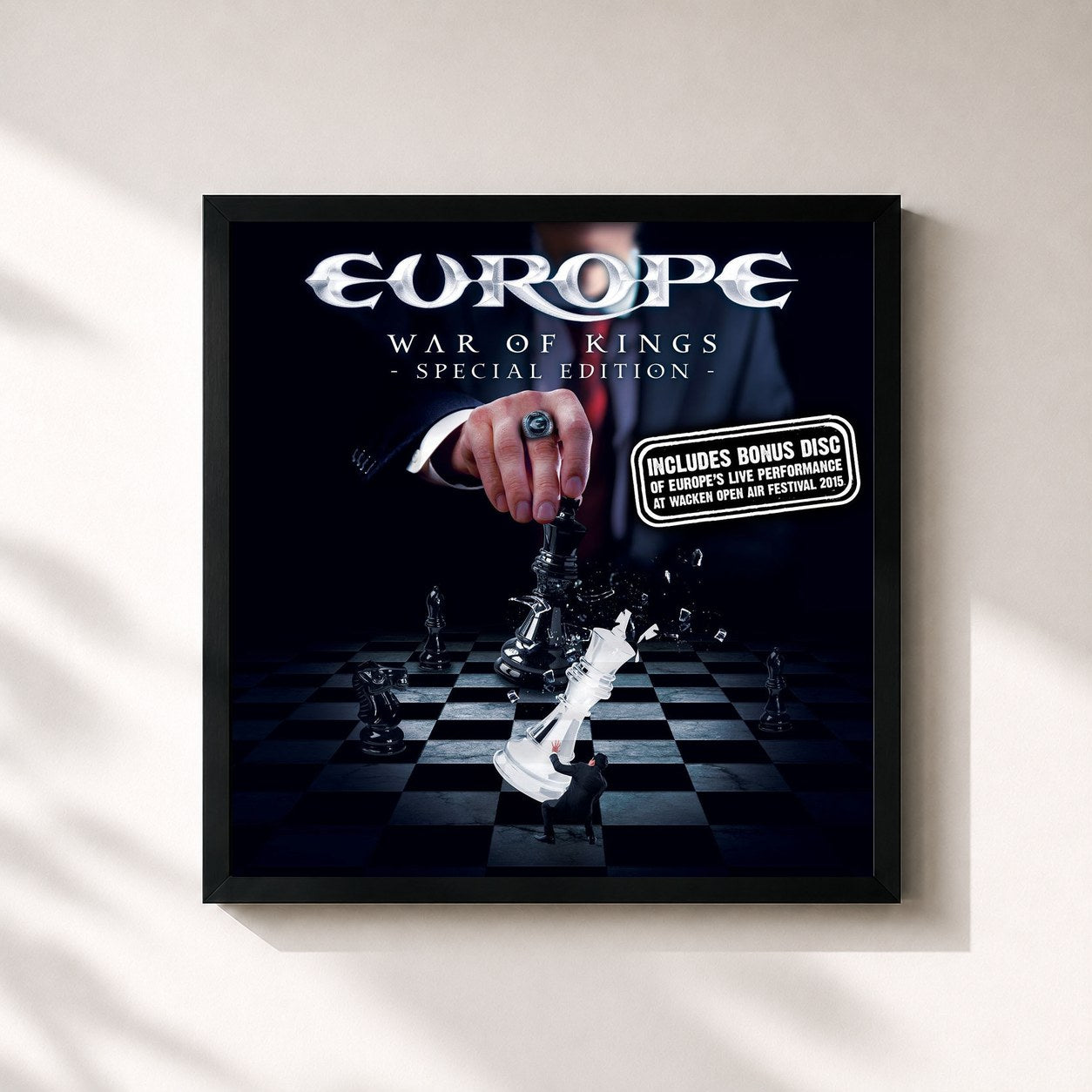 #noir Tableau carré de l'album War of Kings (Special Edition) de Europe, cadre noir 32x32 cm