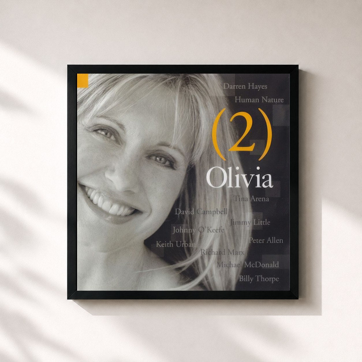 #noir Tableau carré de l'album (2) de Olivia Newton-John, cadre noir 32x32 cm