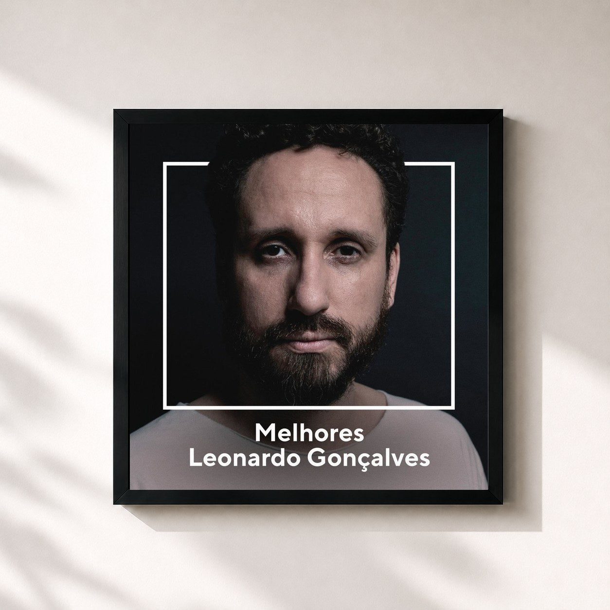 #noir Tableau carré de l'album Melhores Leonardo Gonçalves de Leonardo Gonçalves, cadre noir 32x32 cm