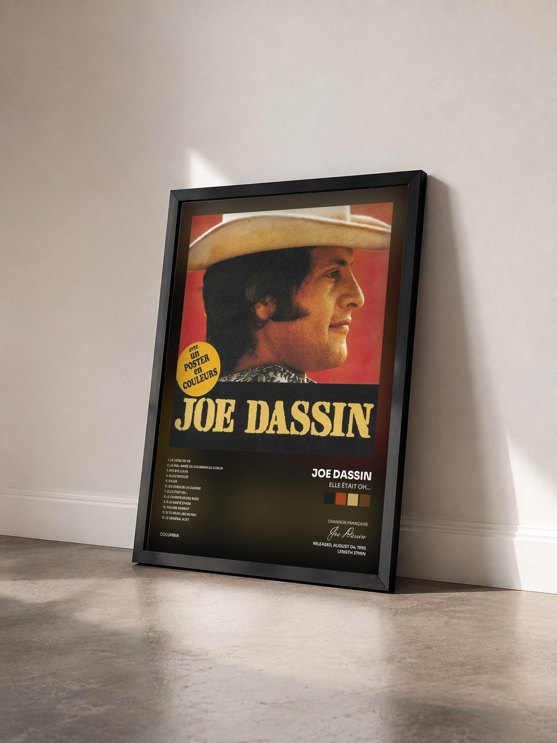 #noir Tableau de l'album Elle Était Oh... de Joe Dassin vu de trois quarts, cadre noir