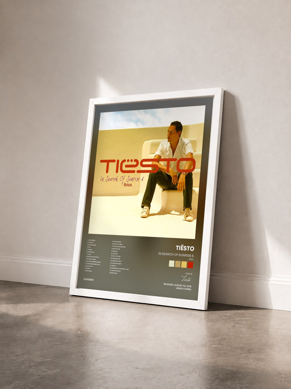 #blanc In Search of Sunrise 6 (Ibiza) mixed by Tiësto von Tiësto als gerahmter Kunstdruck von schräg gesehen, weißer Rahmen