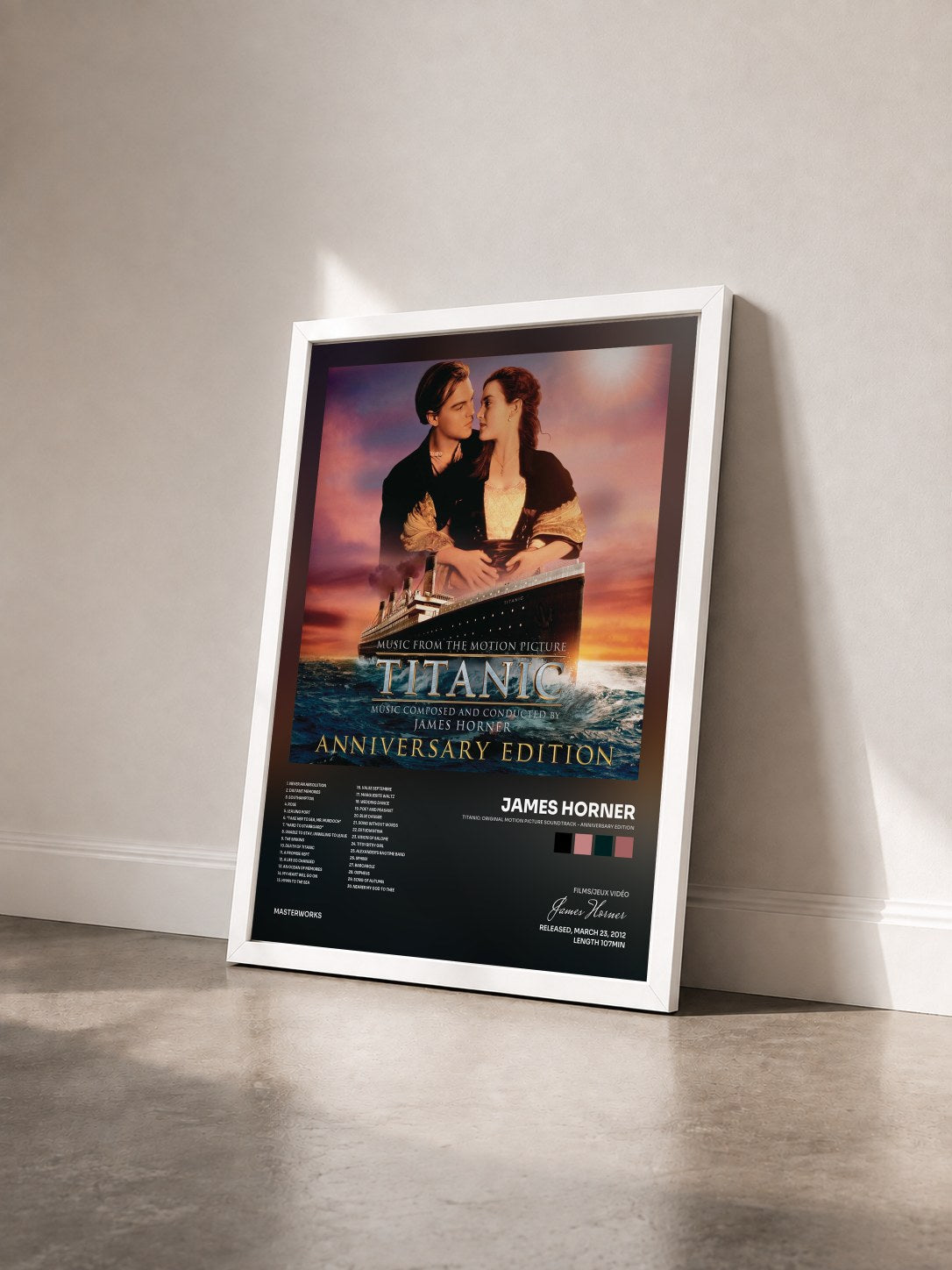 #blanc Tableau de l'album Titanic: Original Motion Picture Soundtrack - Anniversary Edition de James Horner vu de trois quarts, cadre blanc