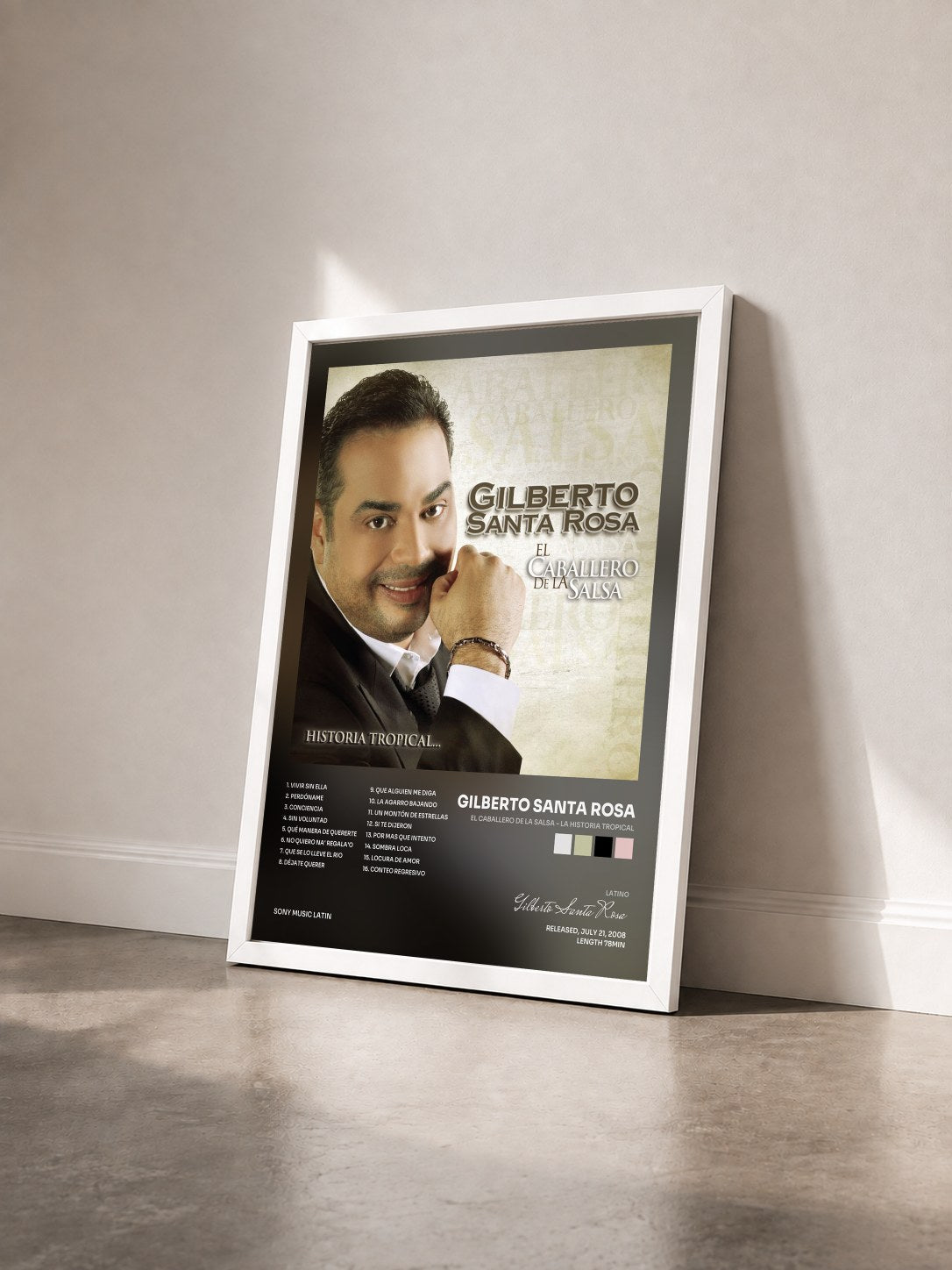 #blanc Tableau de l'album El Caballero De La Salsa - La Historia Tropical de Gilberto Santa Rosa vu de trois quarts, cadre blanc