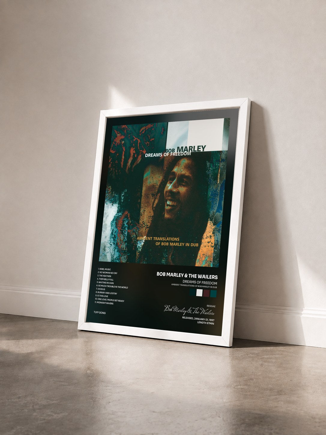 #blanc Tableau de l'album Dreams Of Freedom (Ambient Translations Of Bob Marley In Dub) de Bob Marley & The Wailers vu de trois quarts, cadre blanc