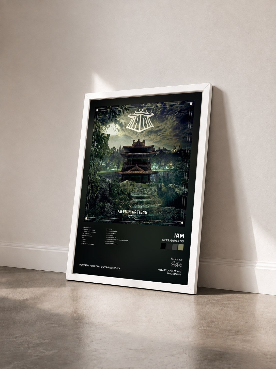 #blanc Tableau de l'album Arts Martiens de IAM vu de trois quarts, cadre blanc