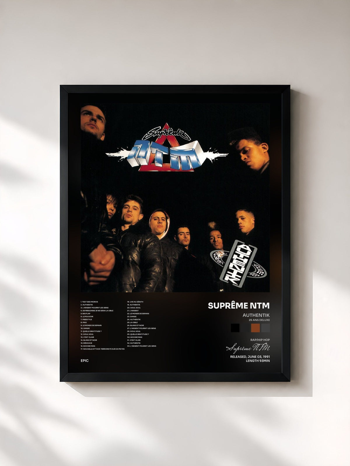 #noir Authentik (25 ans Deluxe) di Suprême NTM in stampa incorniciata, cornice nera, stampata e incorniciata in Francia