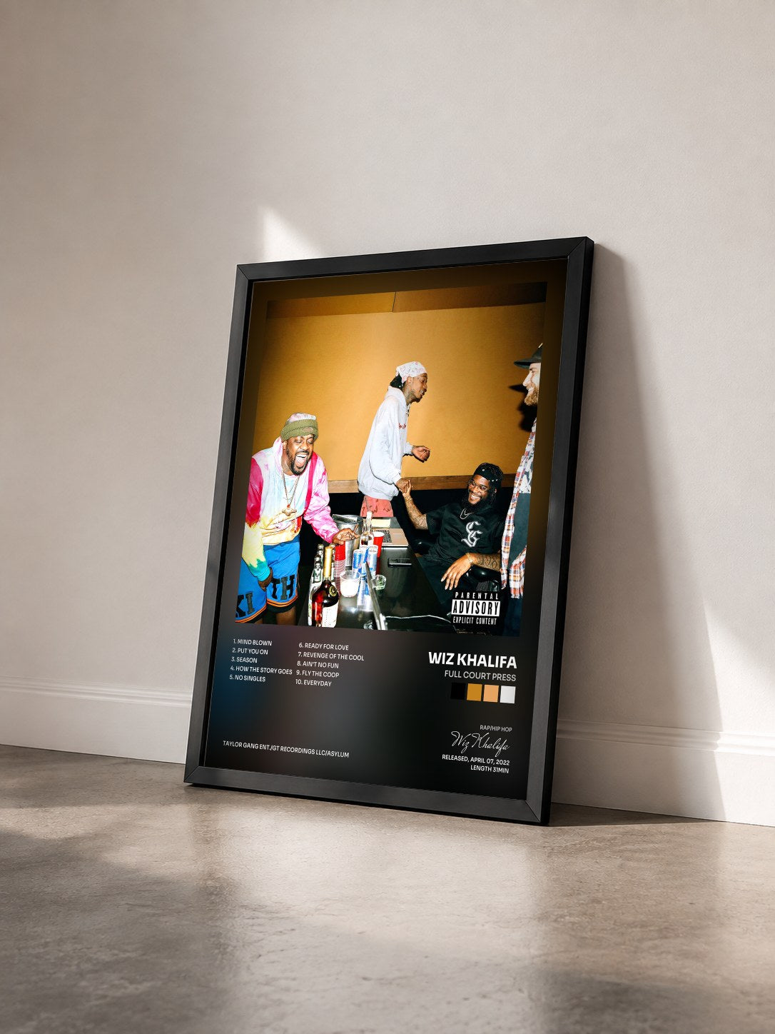 #noir Tableau de l'album Full Court Press de Wiz Khalifa vu de trois quarts, cadre noir