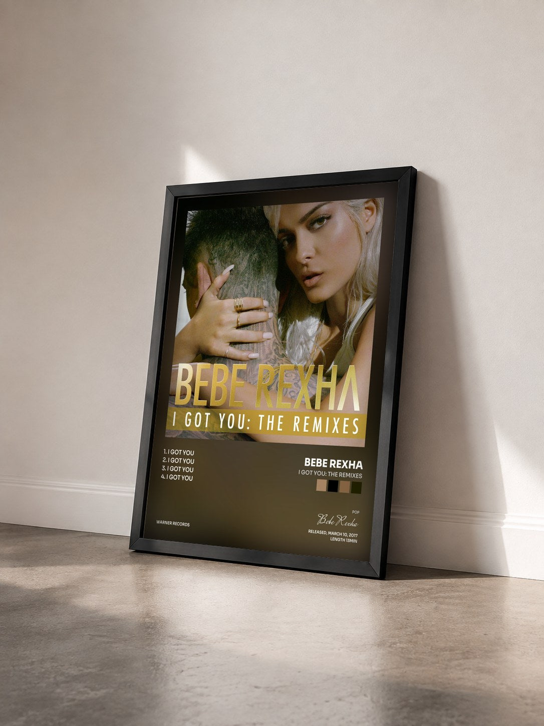 #noir I Got You: The Remixes di Bebe Rexha in stampa incorniciata vista di tre quarti, cornice nera