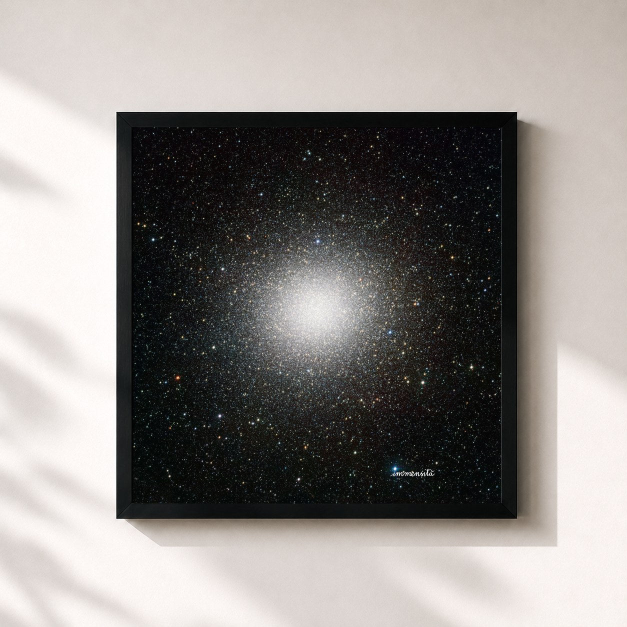 #noir Tableau carré de l'album Immensità de Andrea Laszlo De Simone, cadre noir 32x32 cm