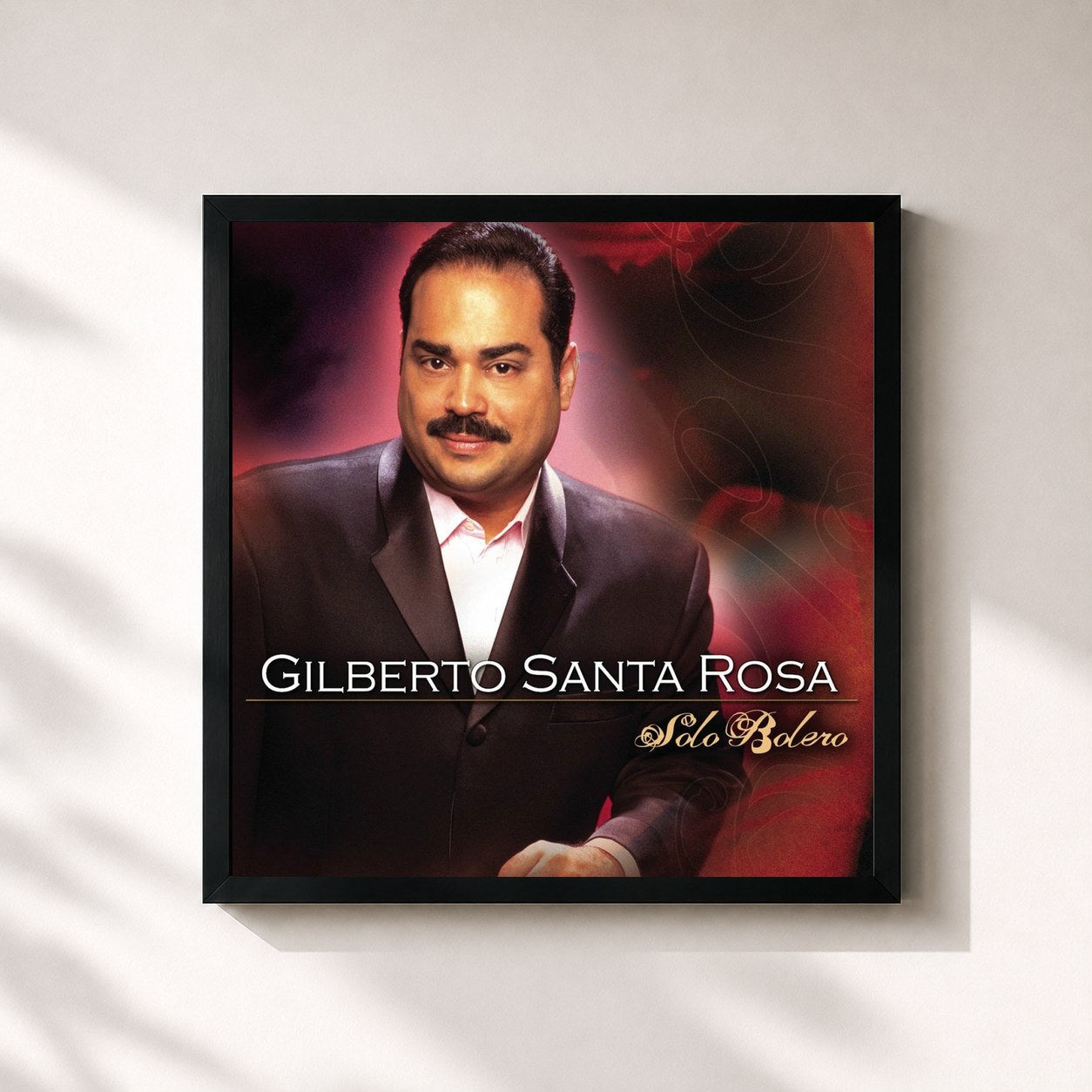 #noir Tableau carré de l'album Solo Bolero de Gilberto Santa Rosa, cadre noir 32x32 cm
