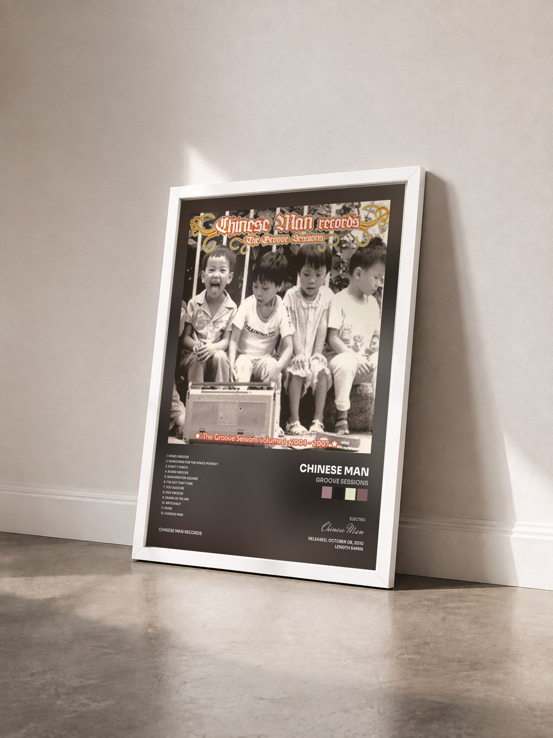 #blanc Tableau de l'album Groove Sessions de Chinese Man vu de trois quarts, cadre blanc