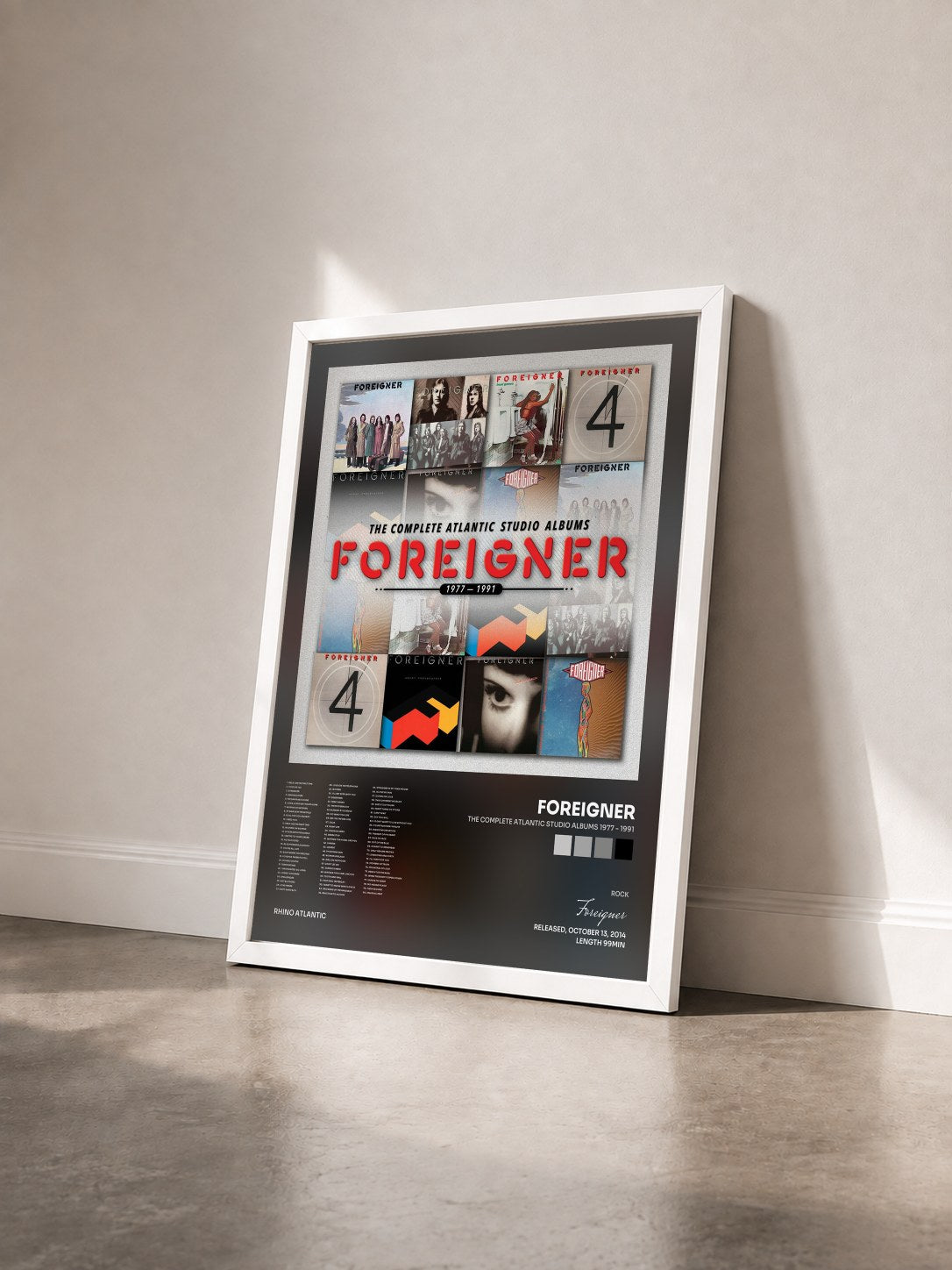 #blanc Tableau de l'album The Complete Atlantic Studio Albums 1977 - 1991 de Foreigner vu de trois quarts, cadre blanc