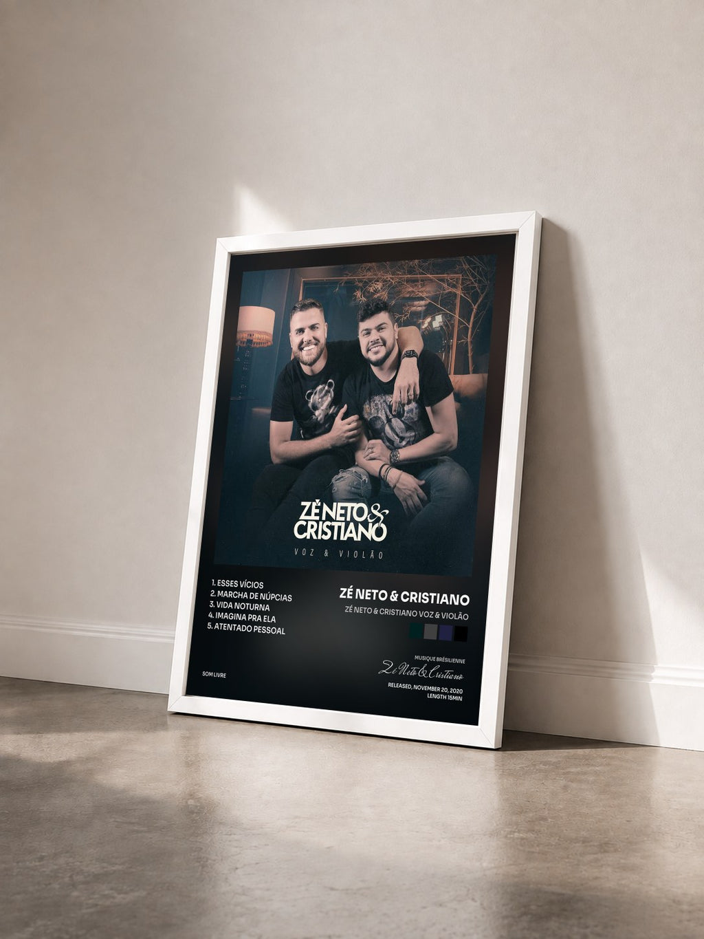 #blanc Zé Neto & Cristiano Voz & Violão de Zé Neto & Cristiano en lámina enmarcada vista de tres cuartos, marco blanco