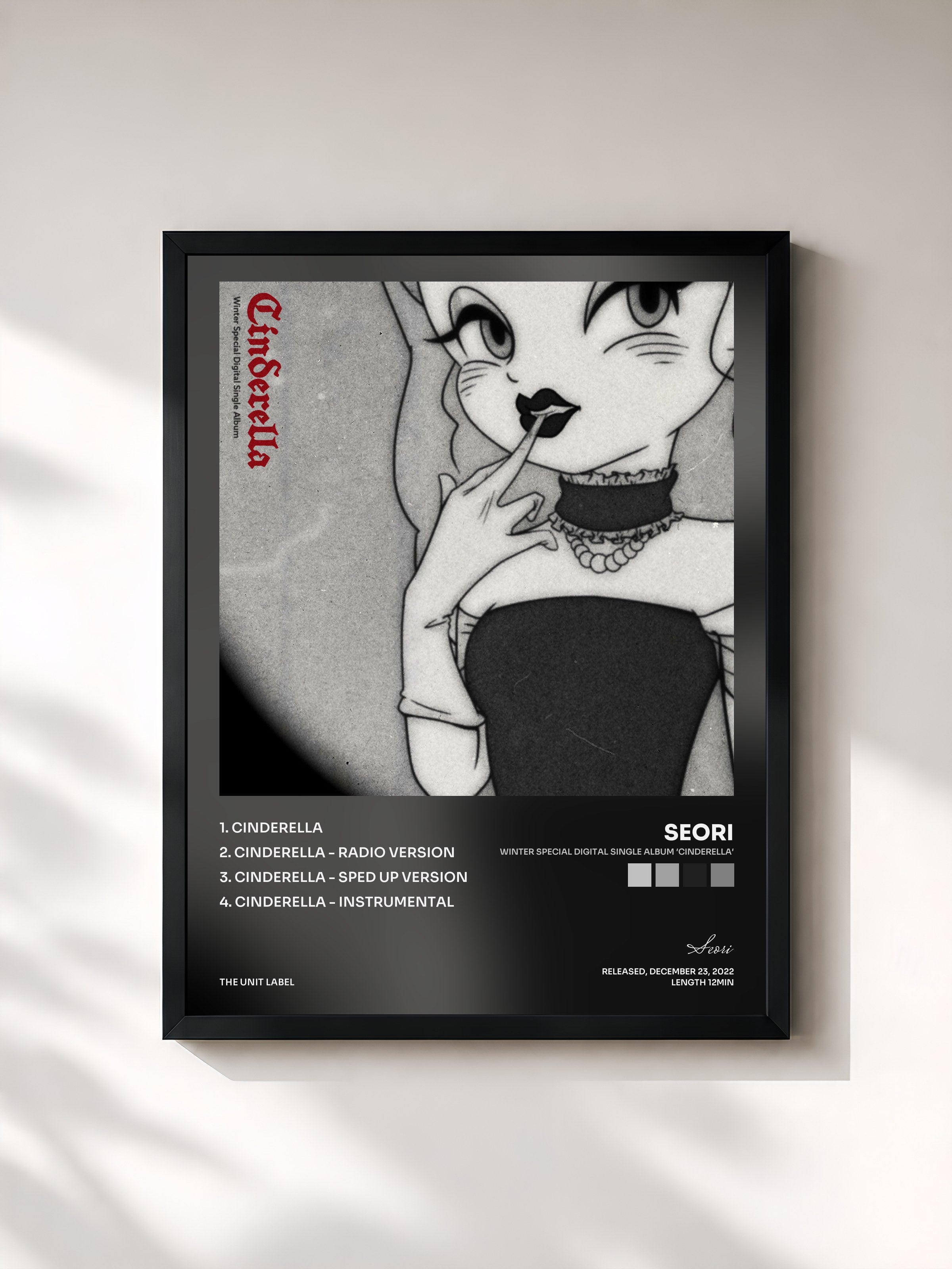 #noir Tableau de l'album Winter Special Digital Single Album ′Cinderella′ de Seori, cadre noir, imprimé et encadré en France