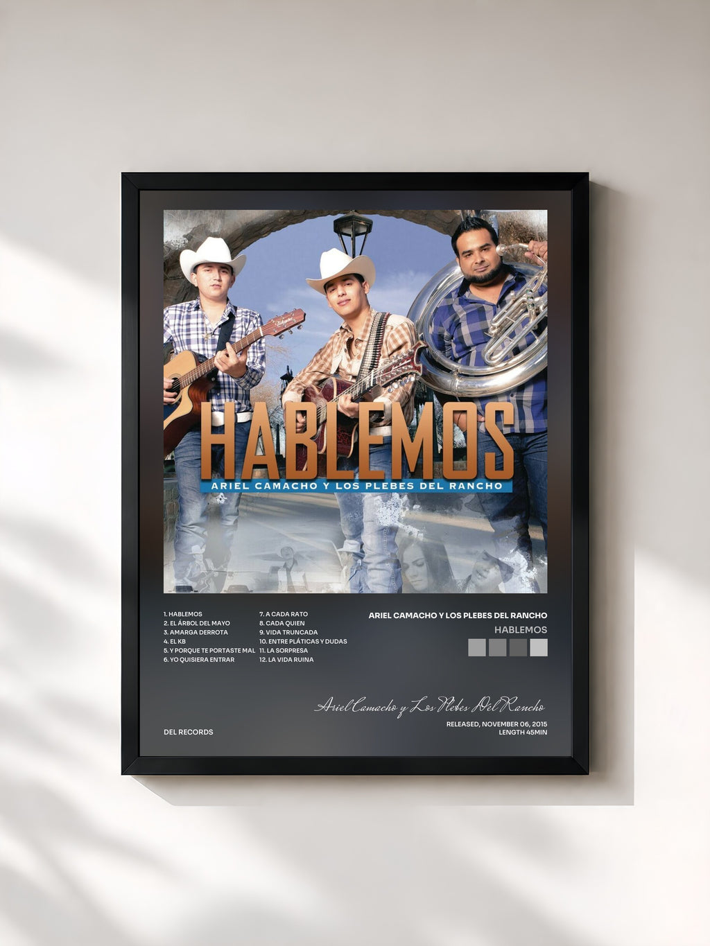 #noir Tableau de l'album Hablemos de Ariel Camacho y Los Plebes Del Rancho, cadre noir, imprimé et encadré en France