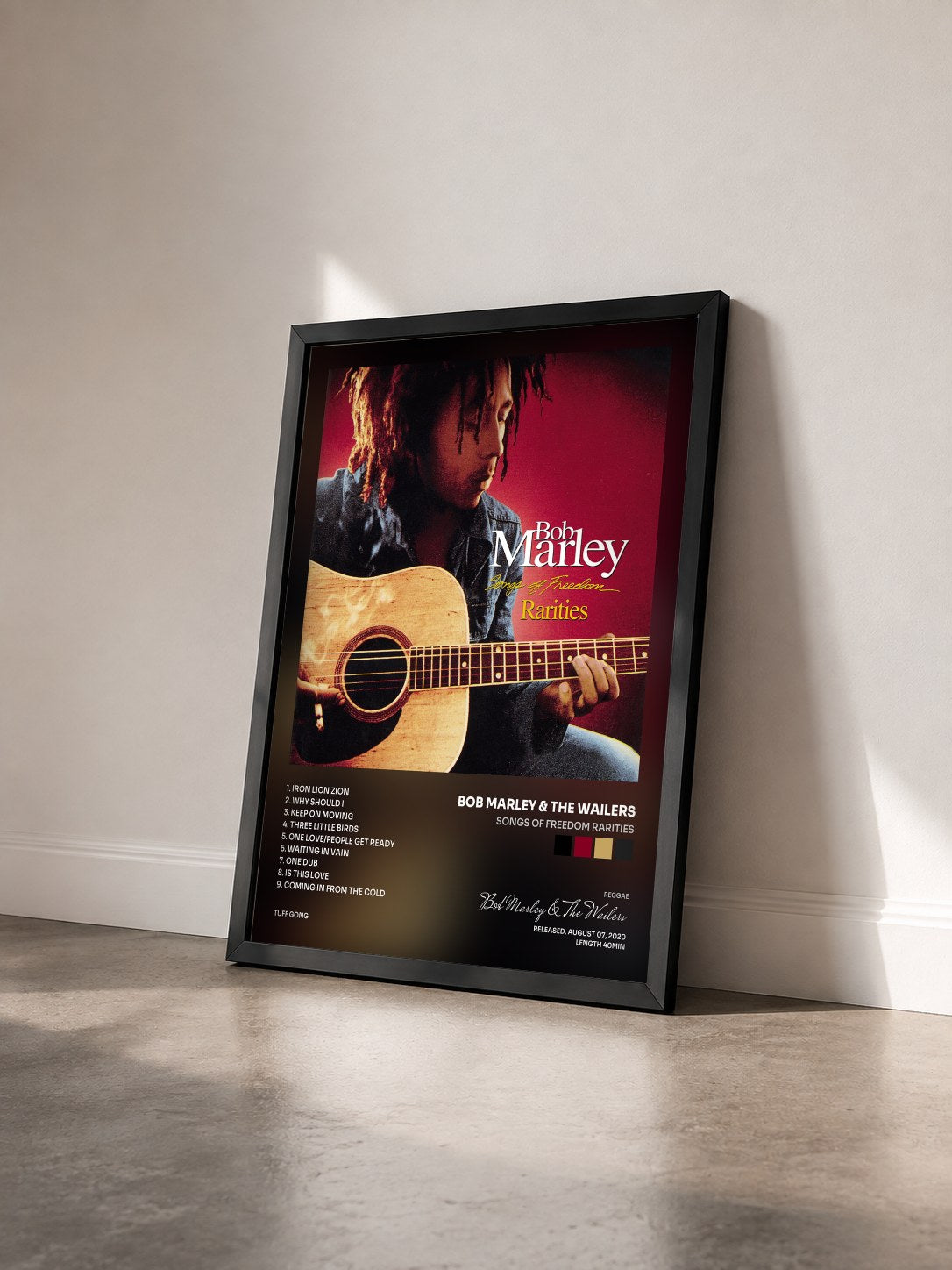 #noir Tableau de l'album Songs Of Freedom Rarities de Bob Marley & The Wailers vu de trois quarts, cadre noir