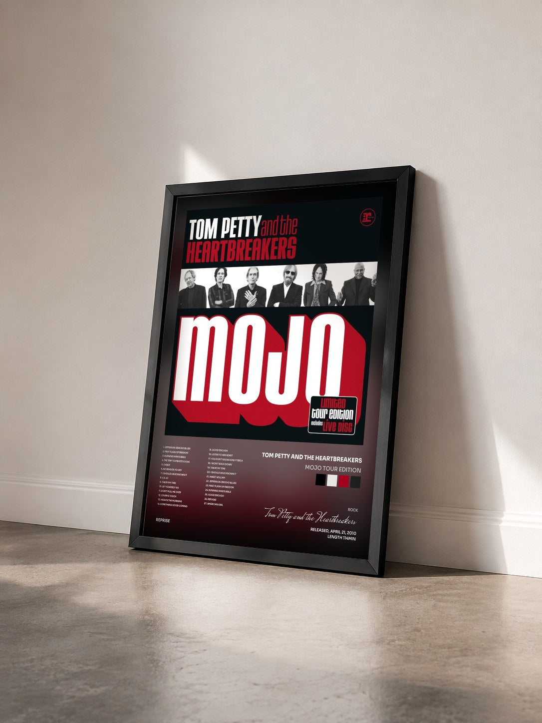 #noir Tableau de l'album Mojo Tour Edition de Tom Petty and the Heartbreakers vu de trois quarts, cadre noir