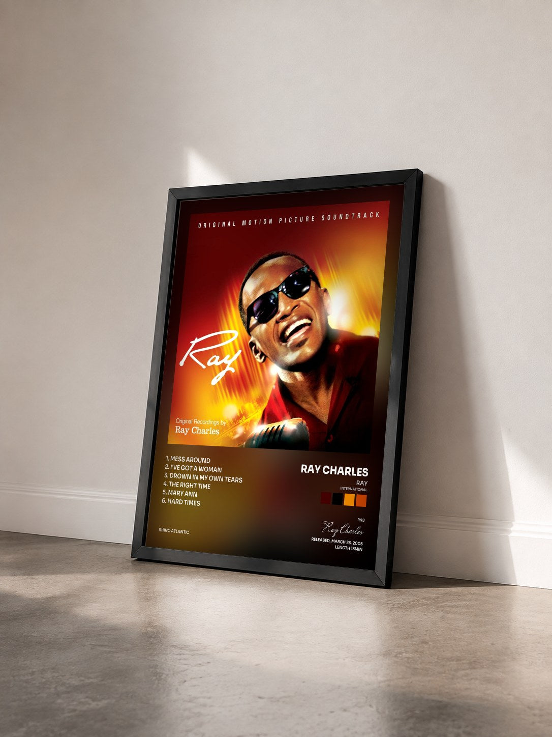 #noir Tableau de l'album Ray (International) de Ray Charles vu de trois quarts, cadre noir