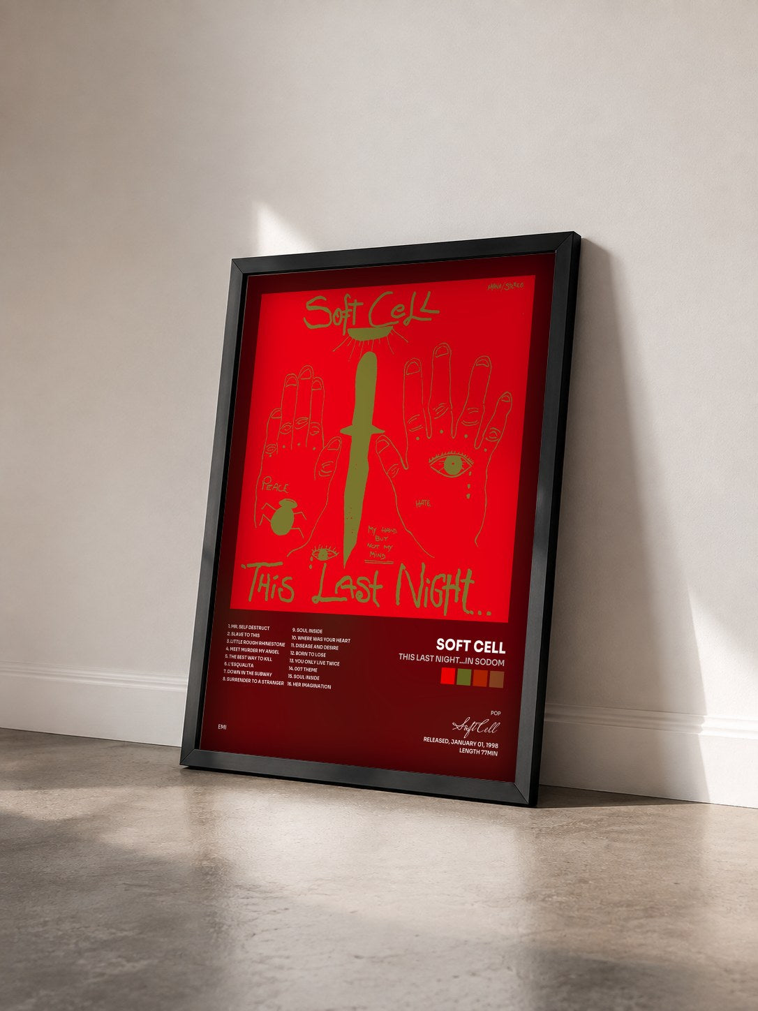 #noir This Last Night...In Sodom von Soft Cell als gerahmter Kunstdruck von schräg gesehen, schwarzer Rahmen