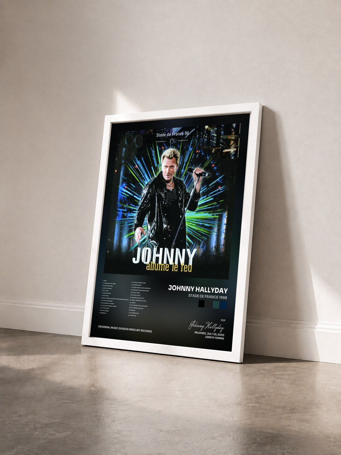 #blanc Stade De France 1998 di Johnny Hallyday in stampa incorniciata vista di tre quarti, cornice bianca