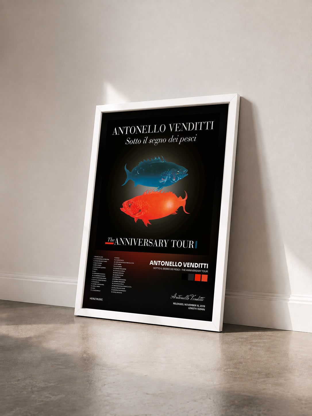 #blanc Tableau de l'album Sotto il segno dei pesci - The Anniversary Tour de Antonello Venditti vu de trois quarts, cadre blanc