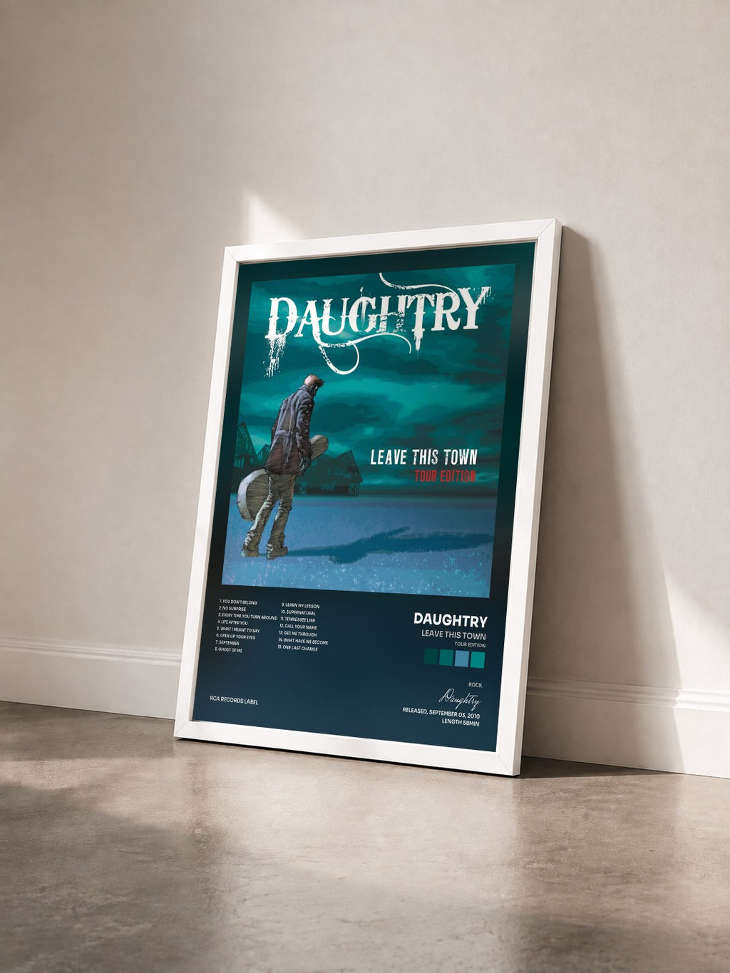 #blanc Leave This Town (Tour Edition) di Daughtry in stampa incorniciata vista di tre quarti, cornice bianca