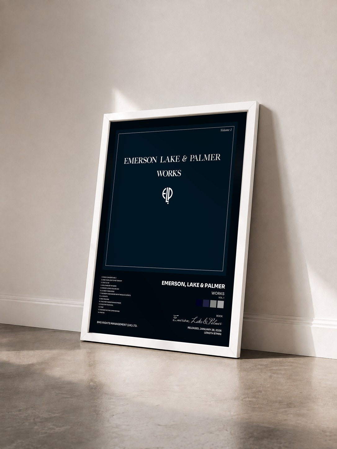 #blanc Tableau de l'album Works (Vol. 1) de Emerson, Lake & Palmer vu de trois quarts, cadre blanc