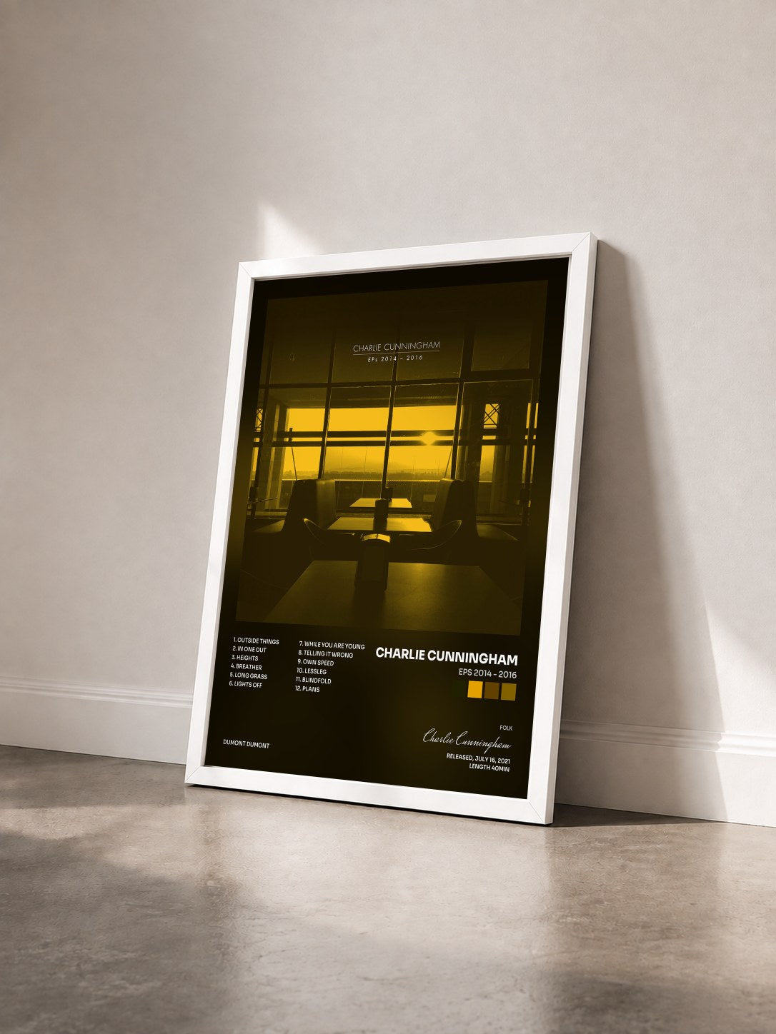 #blanc Tableau de l'album EPs 2014 - 2016 de Charlie Cunningham vu de trois quarts, cadre blanc