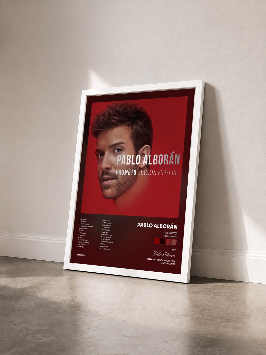 #blanc Tableau de l'album Prometo (Edición especial) de Pablo Alborán vu de trois quarts, cadre blanc