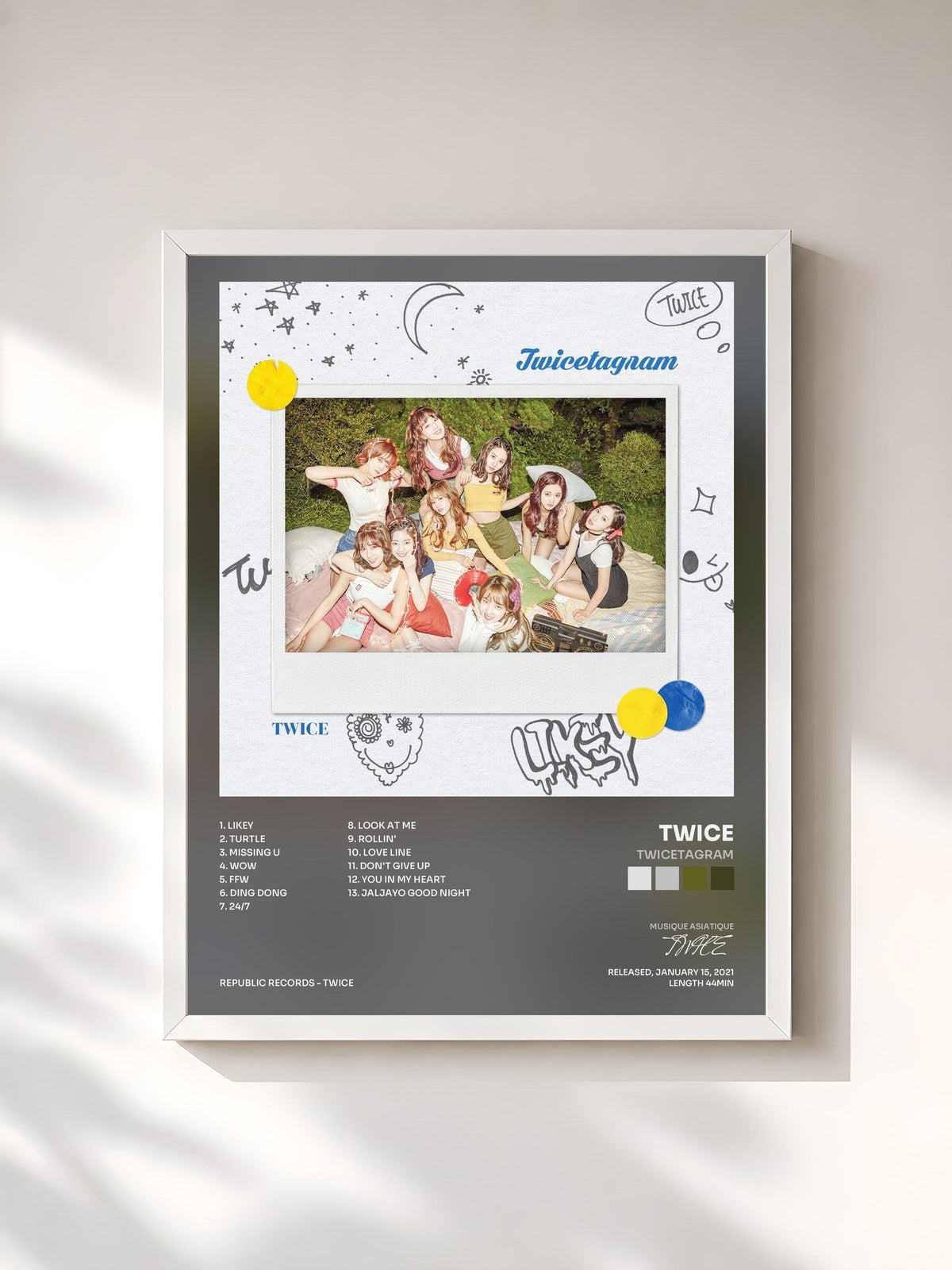 #blanc Tableau de l'album Twicetagram de TWICE, cadre blanc, imprimé et encadré en France