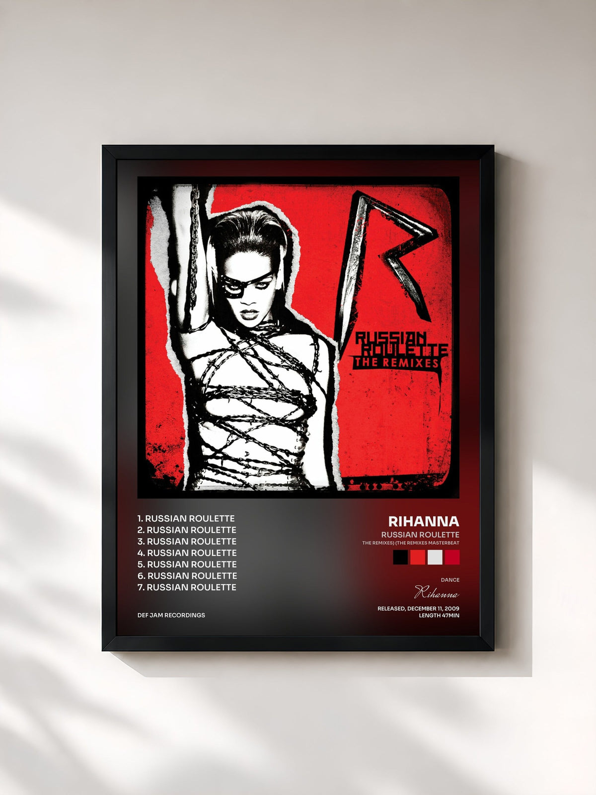 #noir Tableau de l'album Russian Roulette (The Remixes) (The Remixes Masterbeat) de Rihanna, cadre noir, imprimé et encadré en France