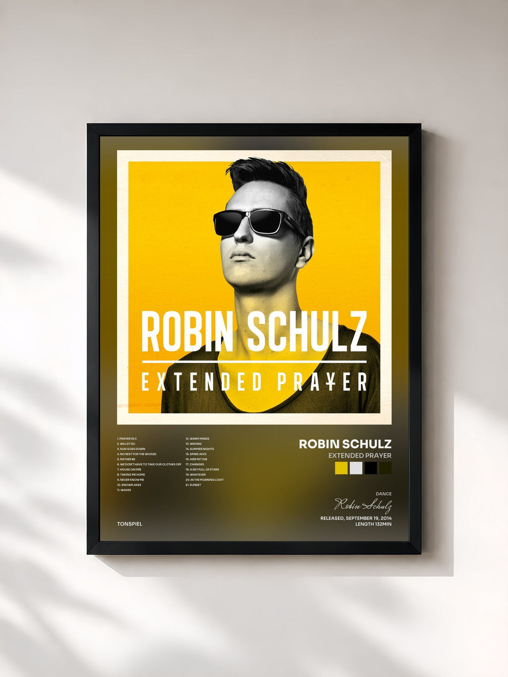 #noir Extended Prayer von Robin Schulz als gerahmter Kunstdruck, schwarzer Rahmen, gedruckt und gerahmt in Frankreich
