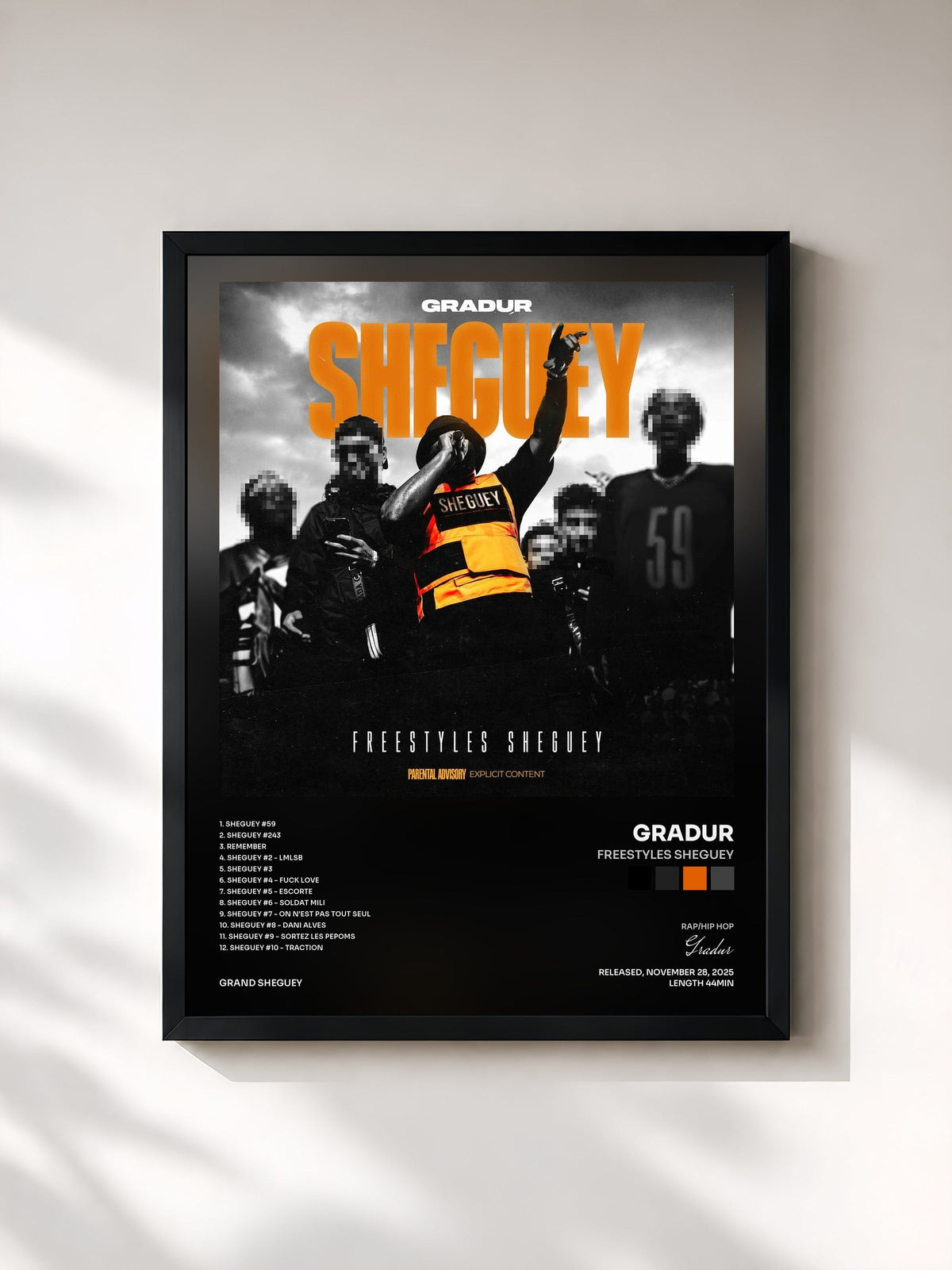 #noir Tableau de l'album FREESTYLES SHEGUEY de Gradur, cadre noir, imprimé et encadré en France