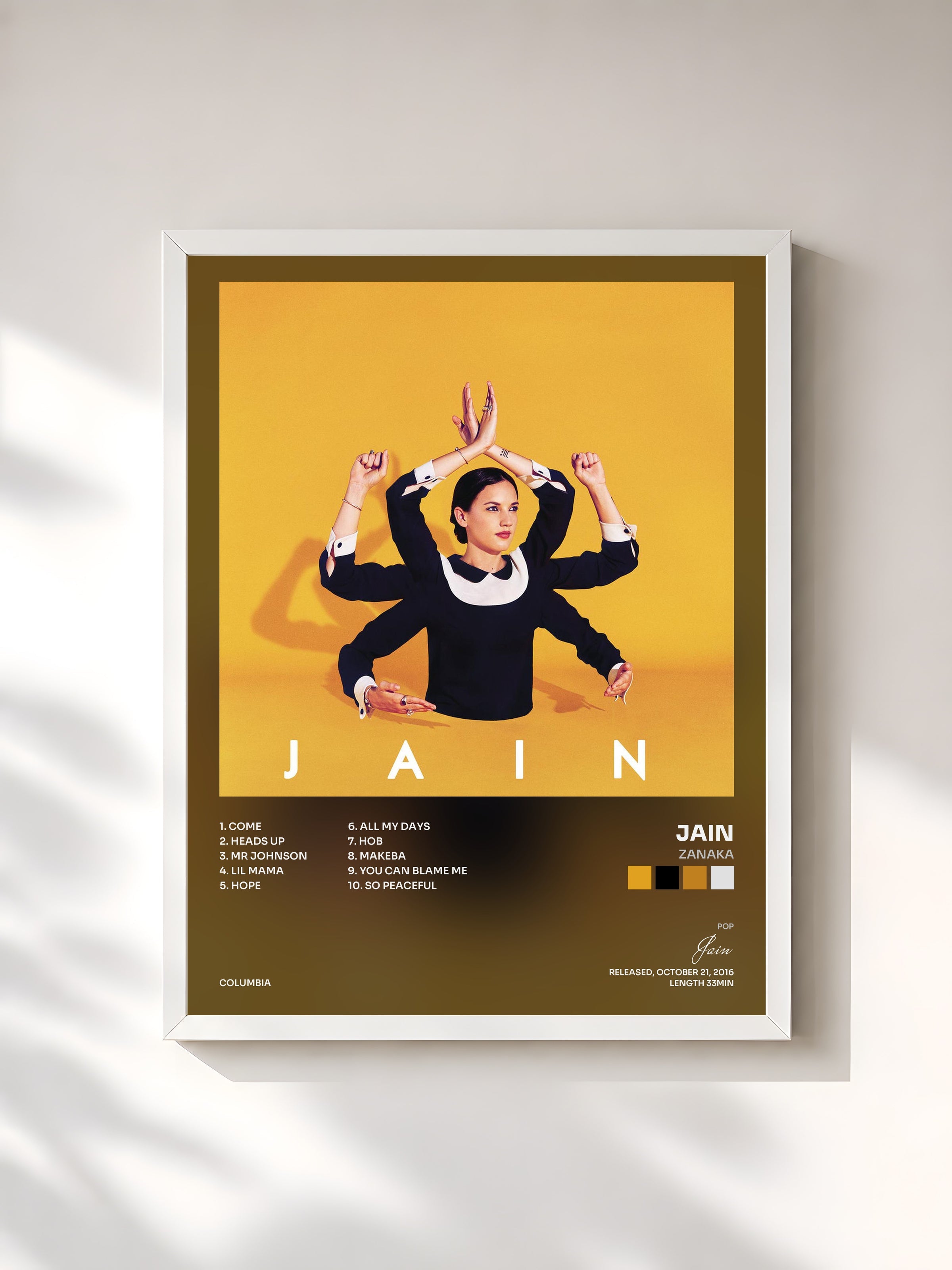 #blanc Tableau de l'album Zanaka de Jain, cadre blanc, imprimé et encadré en France