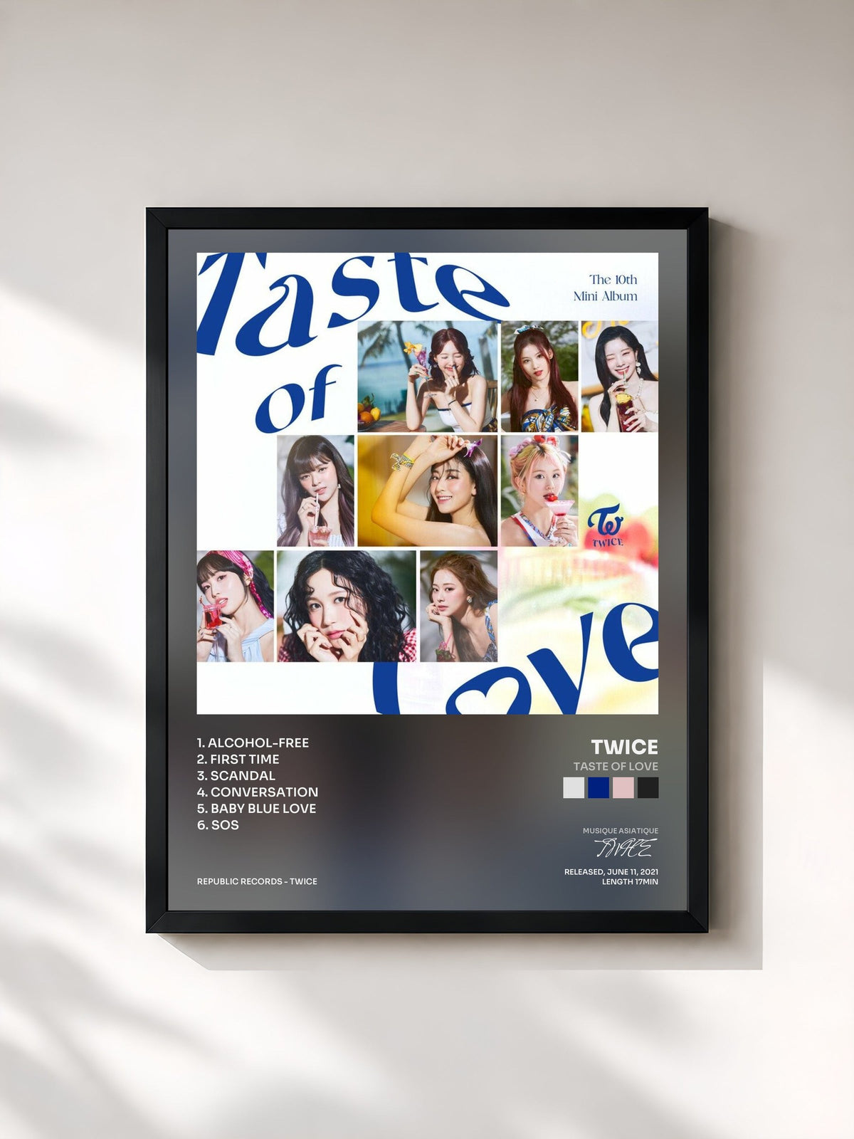 #noir Tableau de l'album Taste of Love de TWICE, cadre noir, imprimé et encadré en France