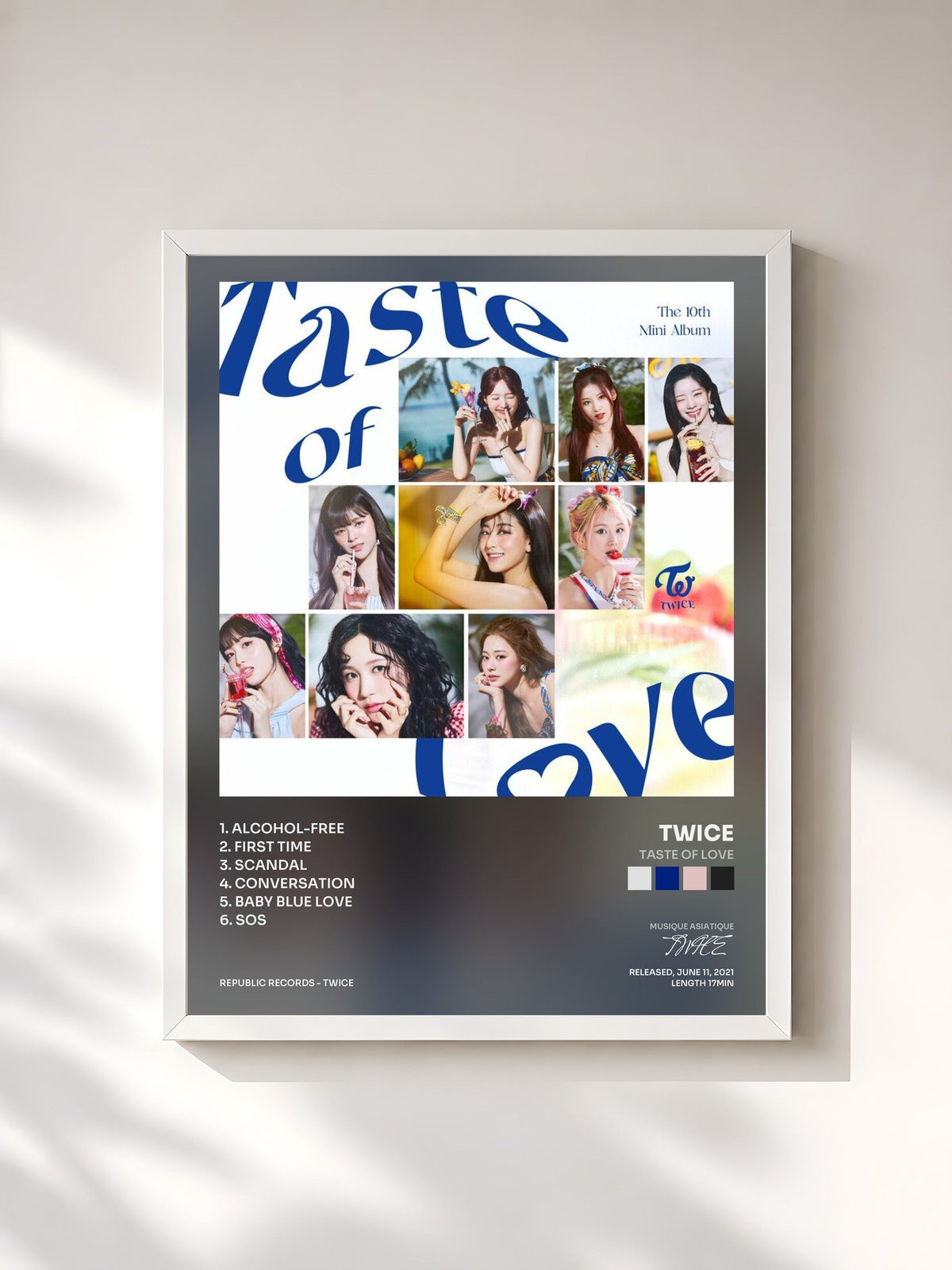 #blanc Tableau de l'album Taste of Love de TWICE, cadre blanc, imprimé et encadré en France