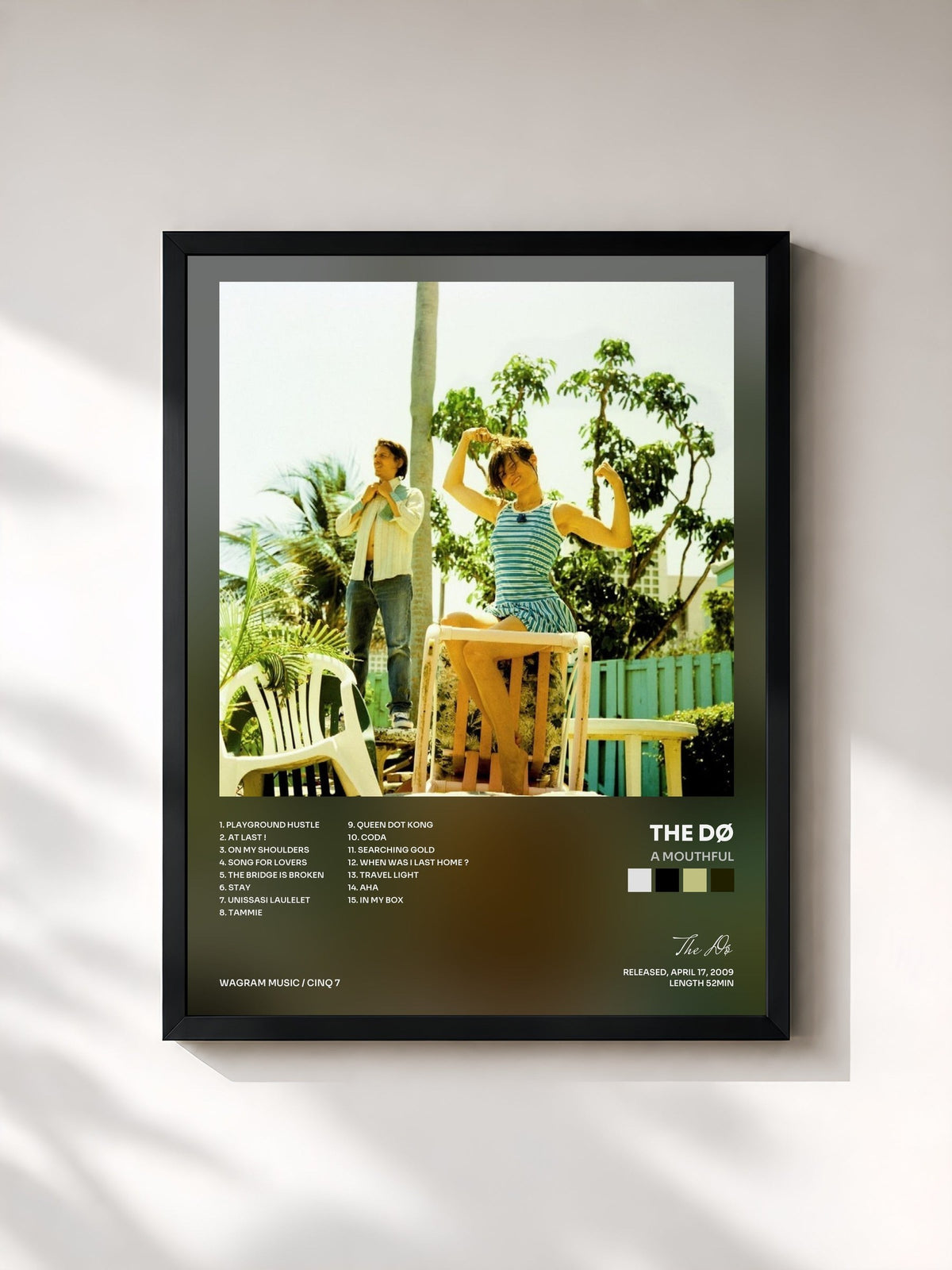 #noir Tableau de l'album A Mouthful de The Dø, cadre noir, imprimé et encadré en France