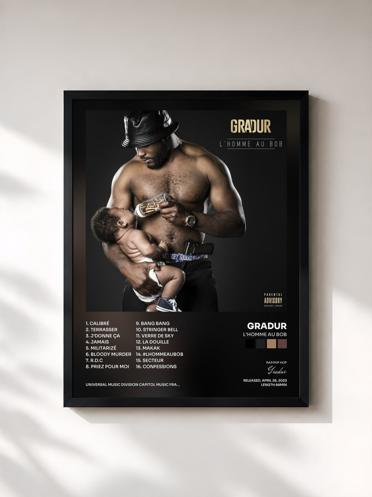 #noir Tableau de l'album L'homme au bob de Gradur, cadre noir, imprimé et encadré en France