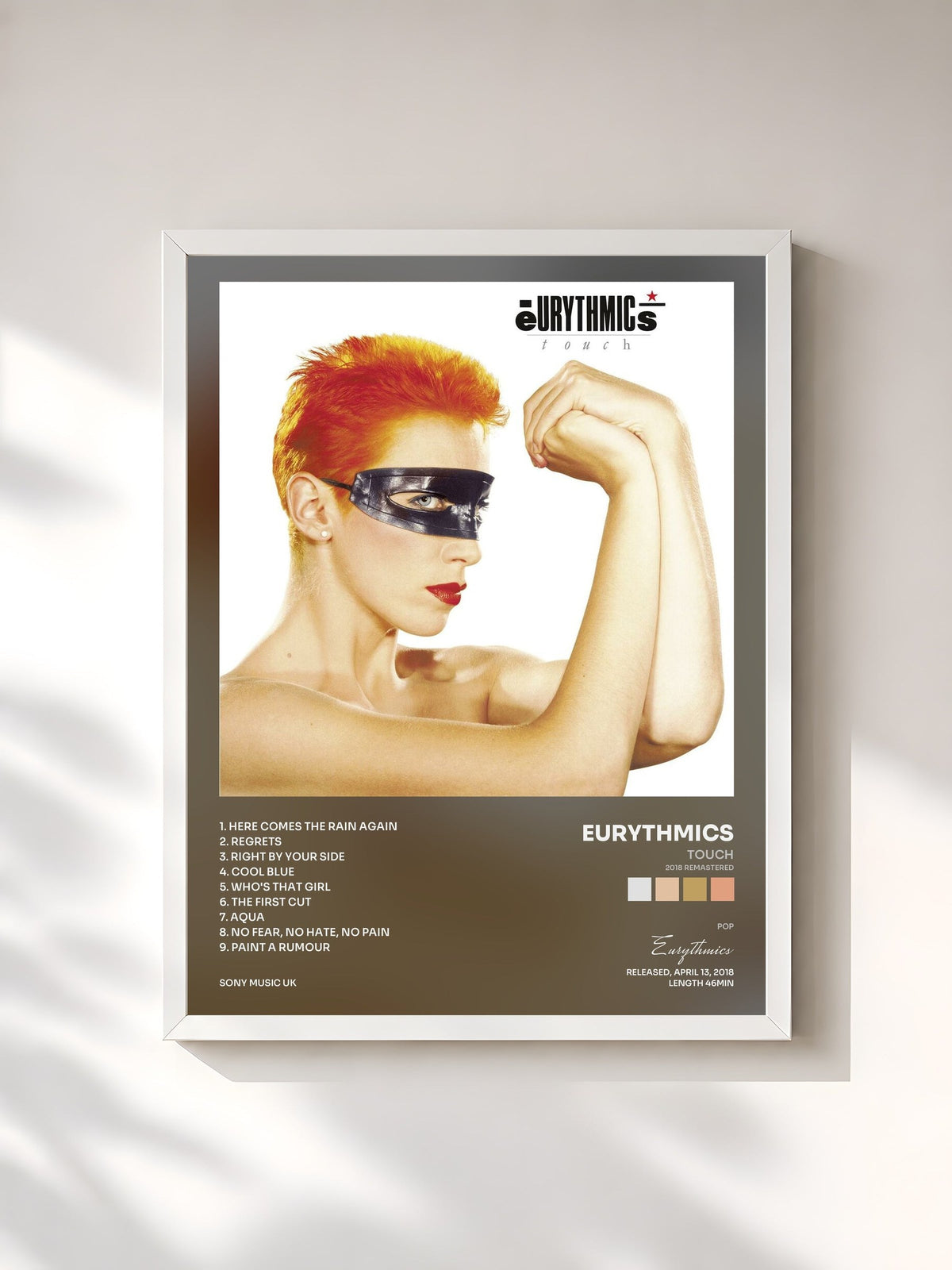 #blanc Tableau de l'album Touch (2018 Remastered) de Eurythmics, cadre blanc, imprimé et encadré en France