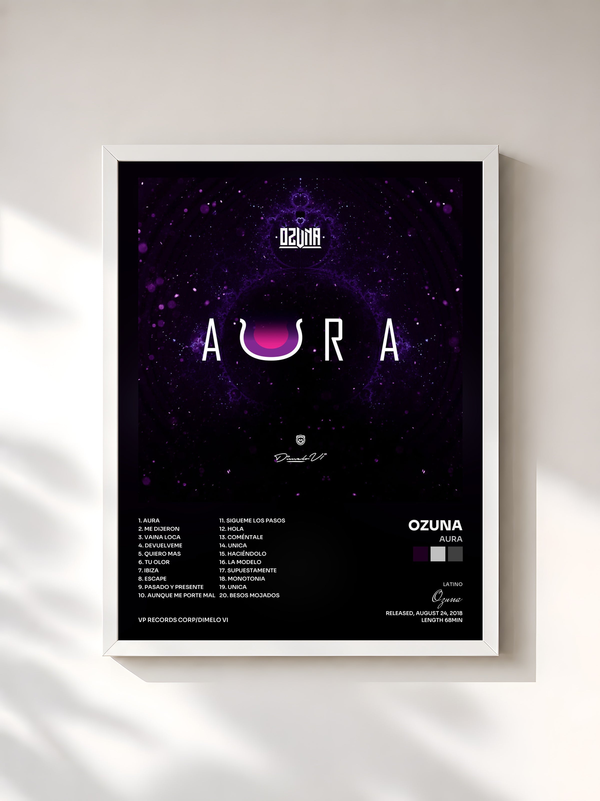 #blanc Aura by Ozuna as a framed art print, white frame, printed and framed in France