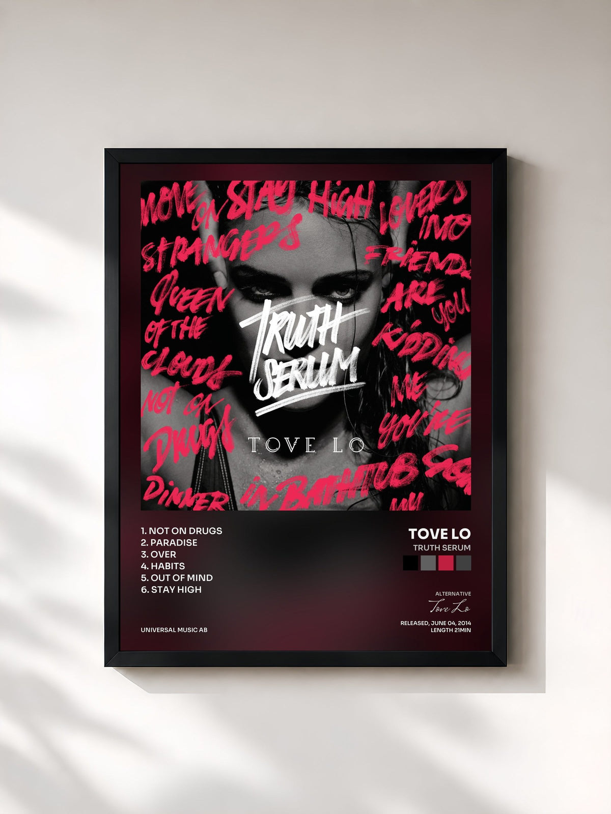 #noir Tableau de l'album Truth Serum de Tove Lo, cadre noir, imprimé et encadré en France