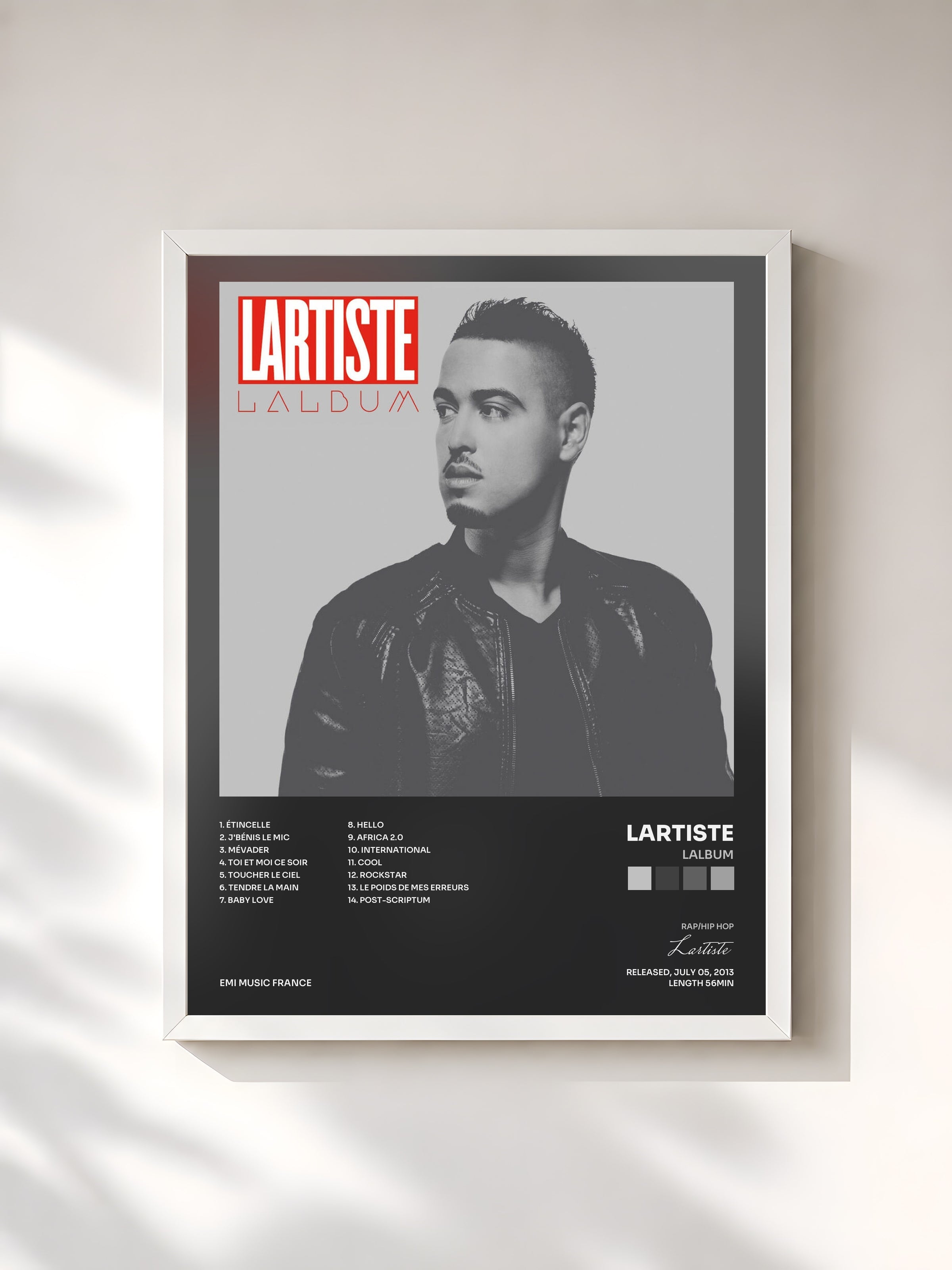 #blanc Lalbum de Lartiste en lámina enmarcada, marco blanco, impresa y enmarcada en Francia