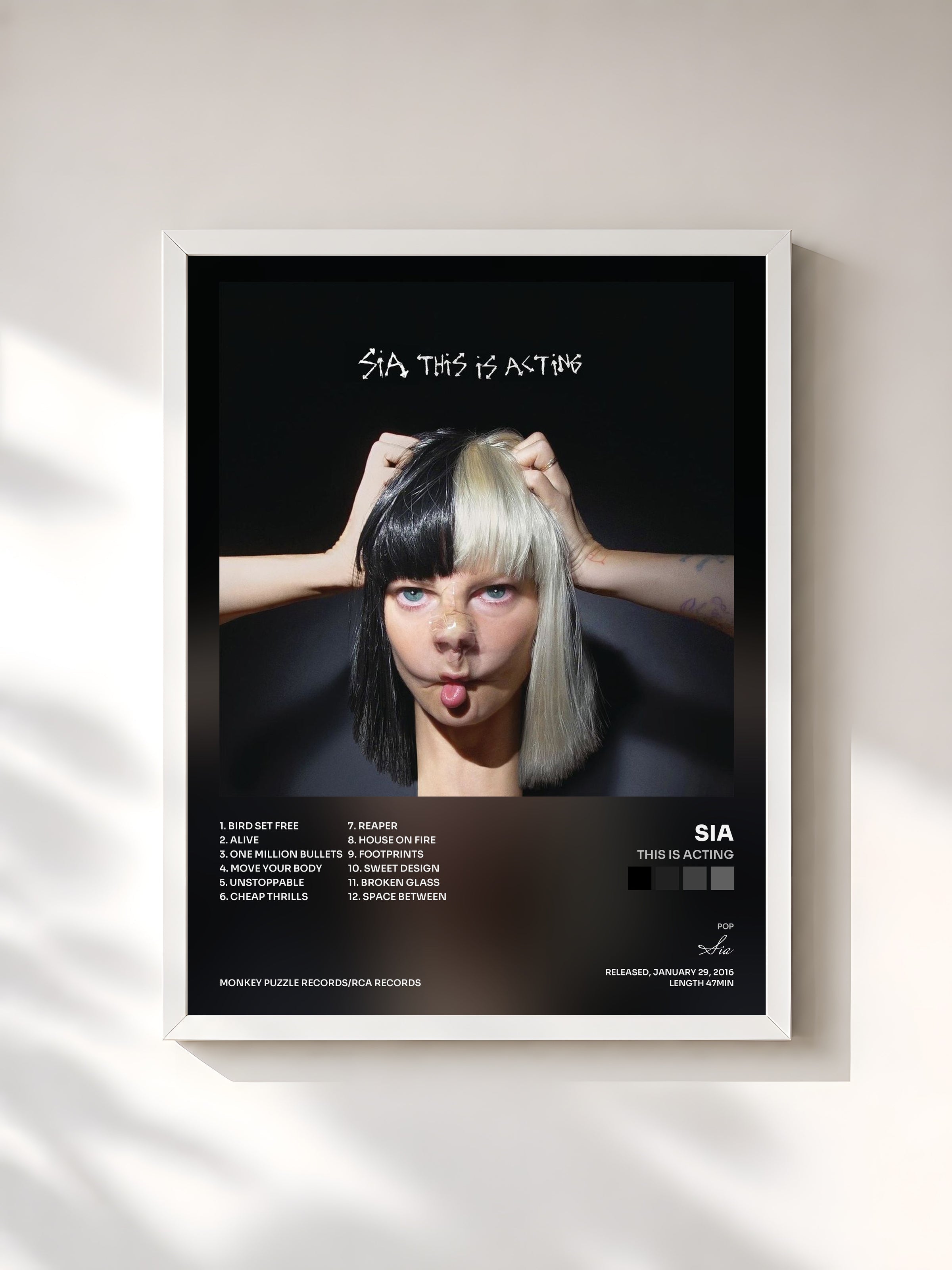 #blanc Tableau de l'album This Is Acting de Sia, cadre blanc, imprimé et encadré en France